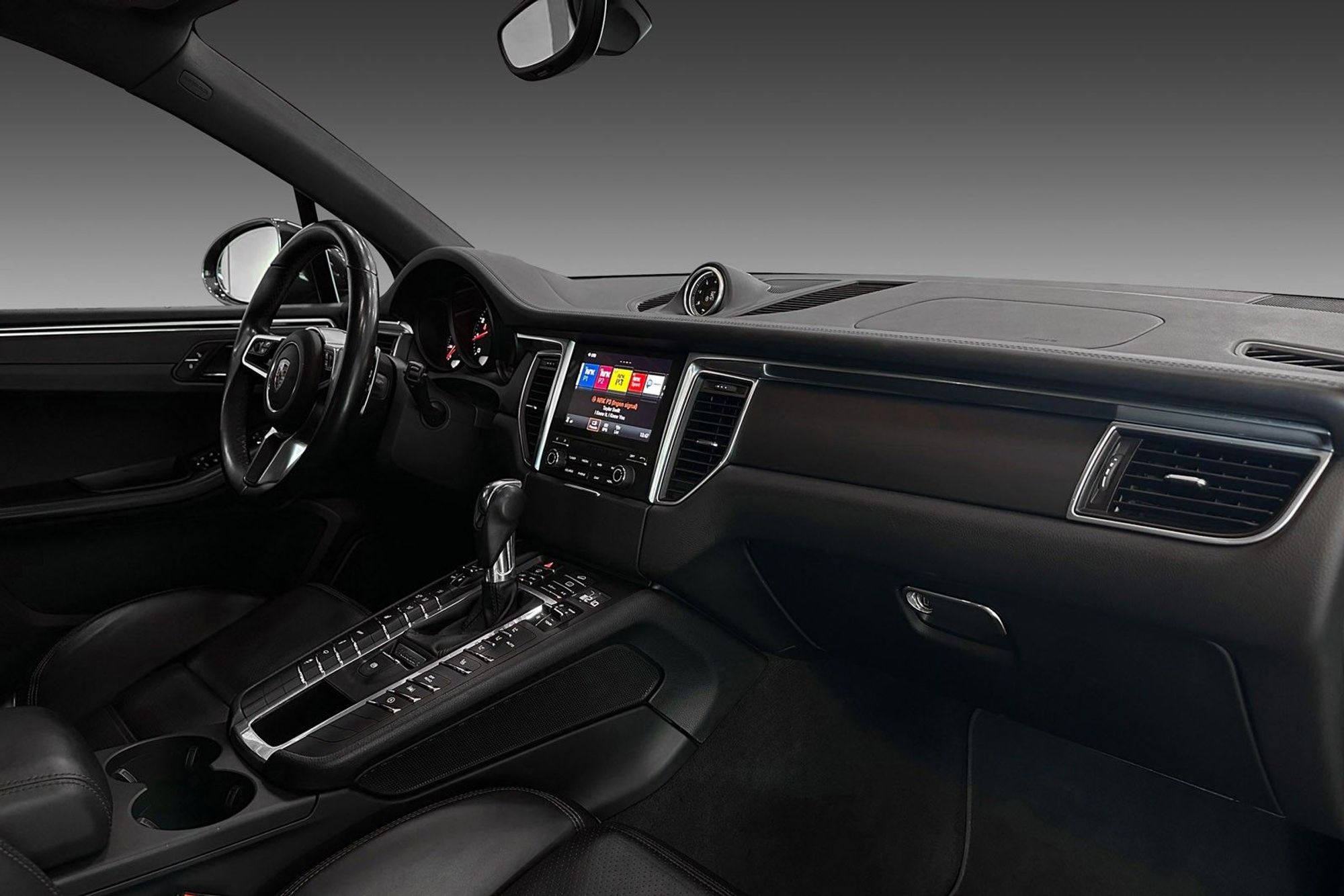 Porsche Macan PDK, 252hp, 2018