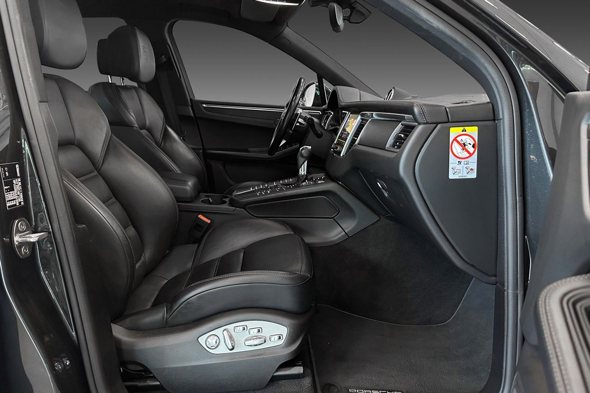 Porsche Macan PDK, 252hp, 2018