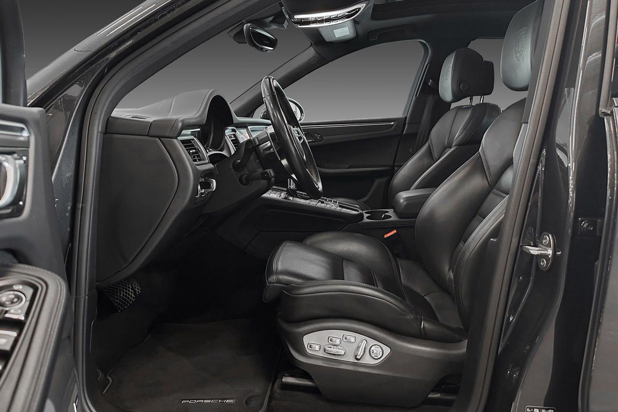 Porsche Macan PDK, 252hp, 2018