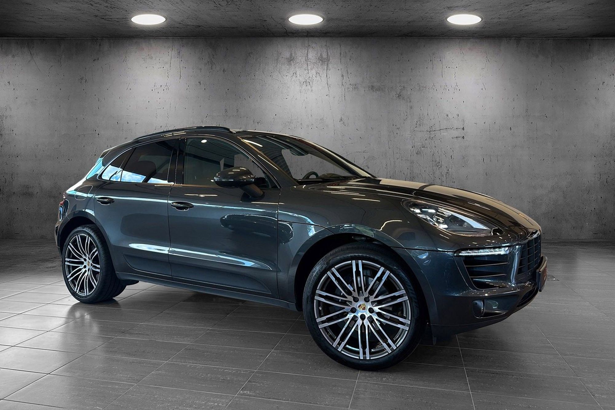 Porsche Macan PDK, 252hp, 2018
