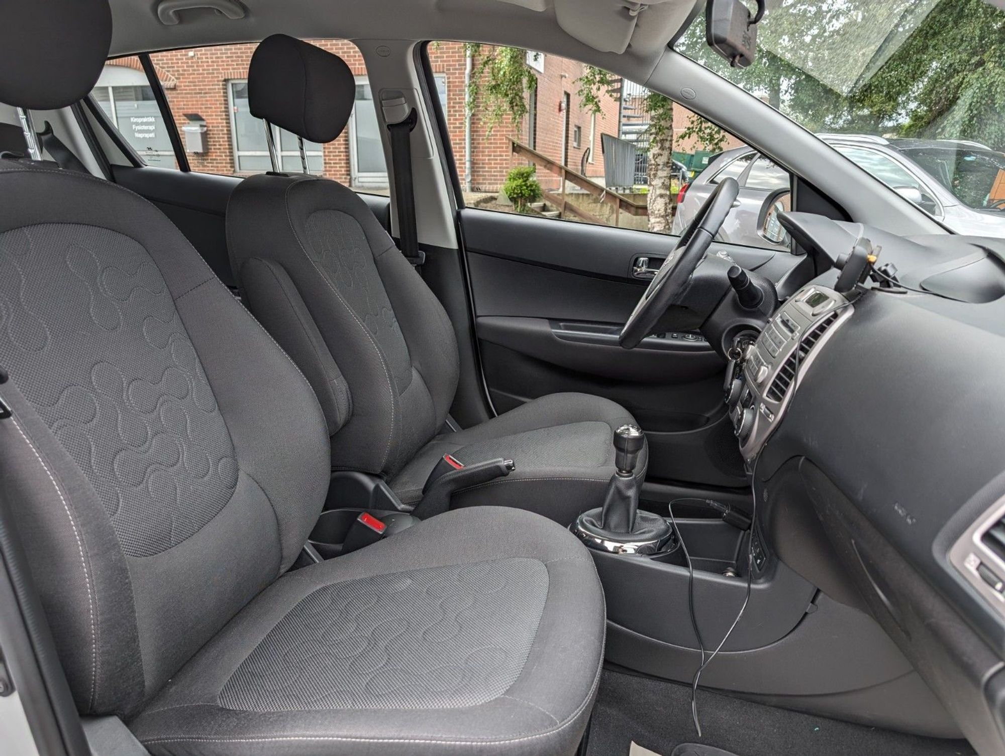 Hyundai i20 5-door 1.2 Manual, 77hp, 2011