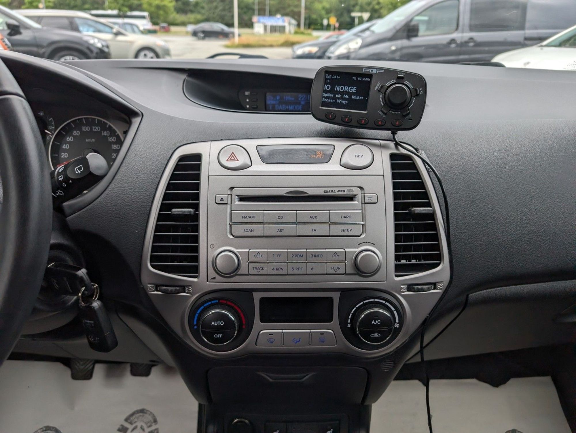 Hyundai i20 5-door 1.2 Manual, 77hp, 2011