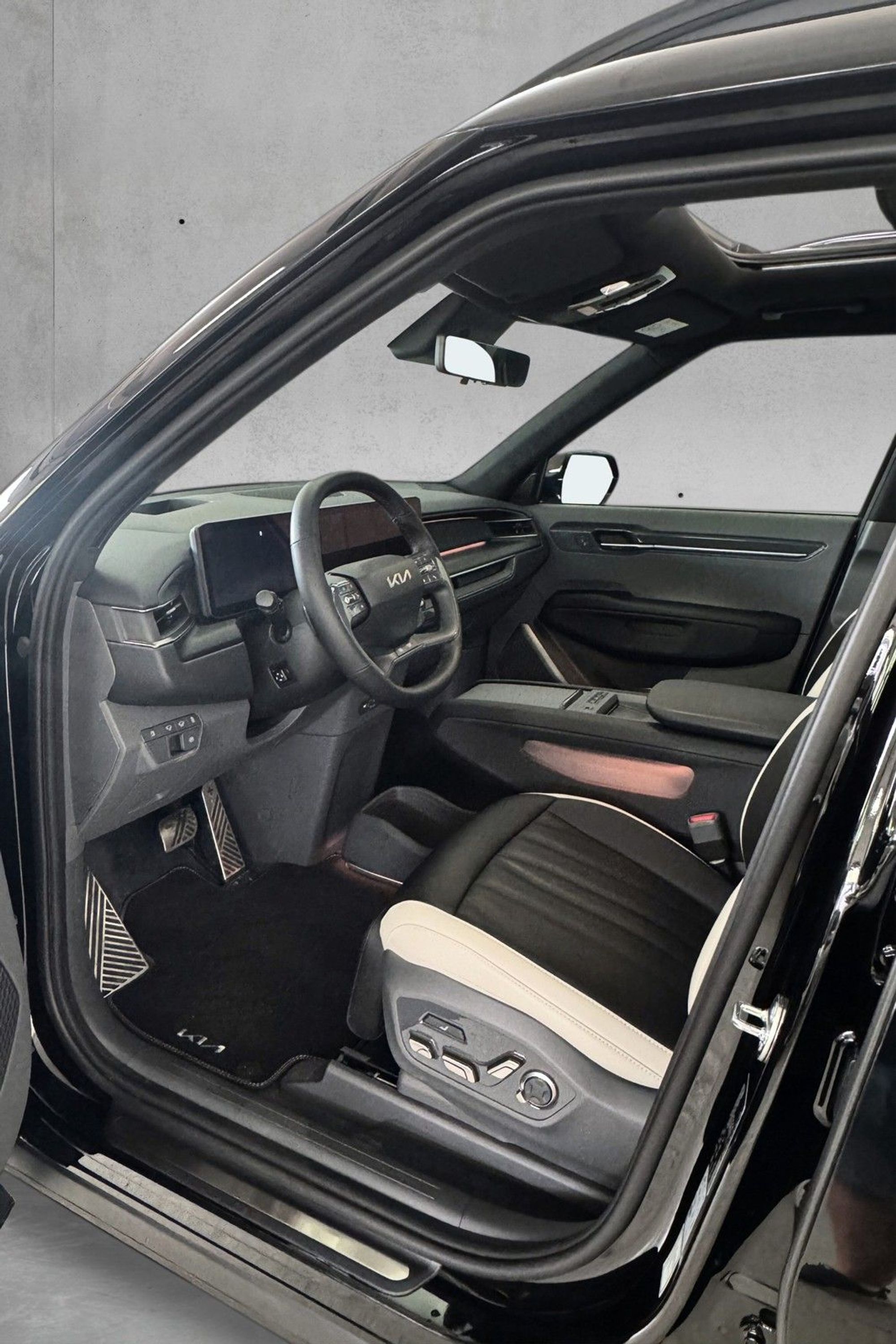 Kia EV9 AWD, 385hp, 2026