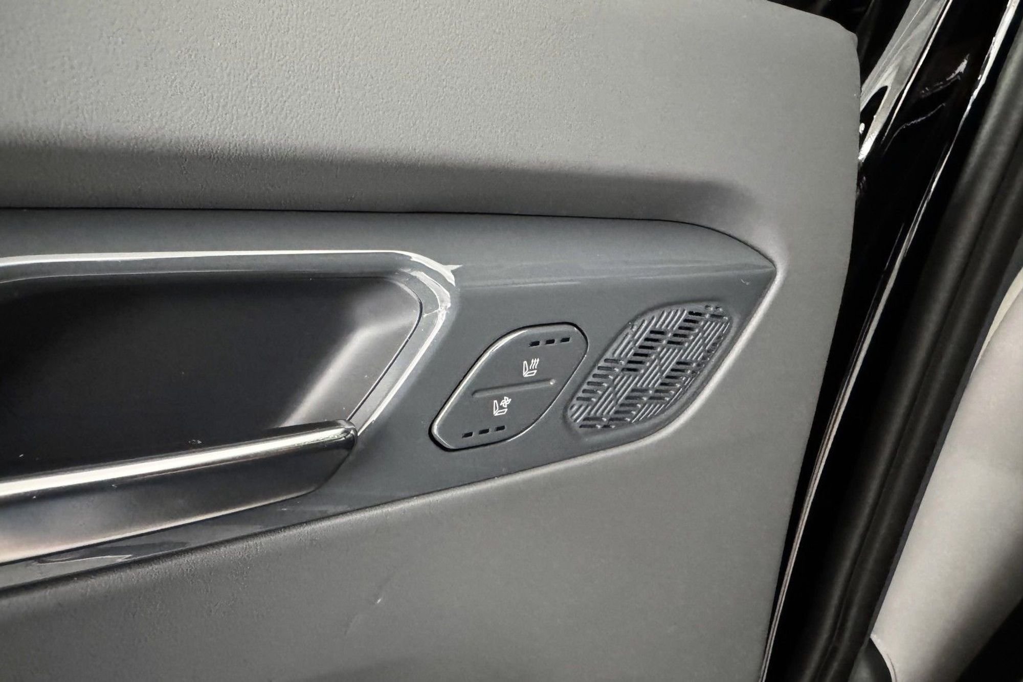 Kia EV9 AWD, 385hp, 2026