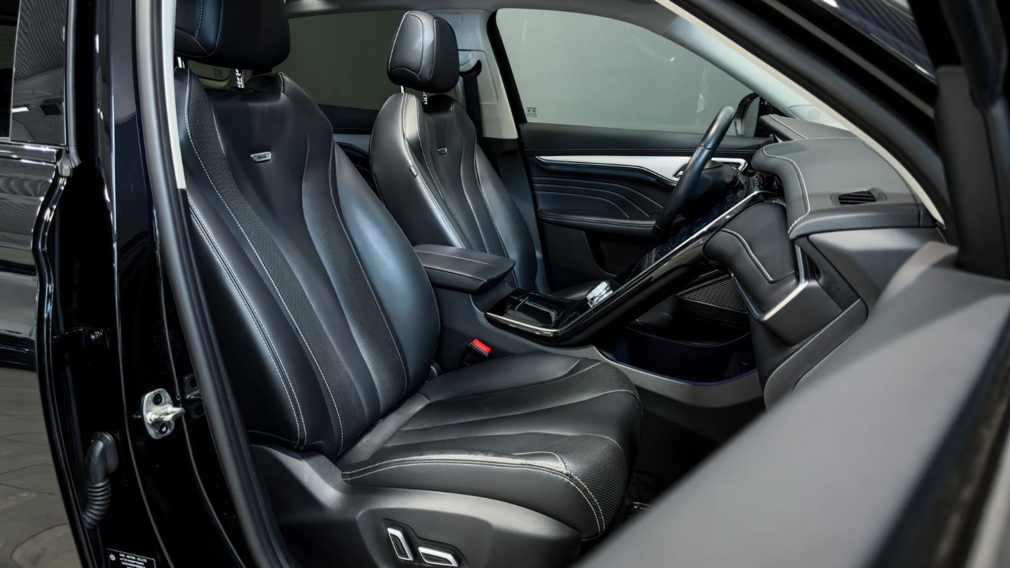 MG Marvel R Automatic, 180hp, 2023