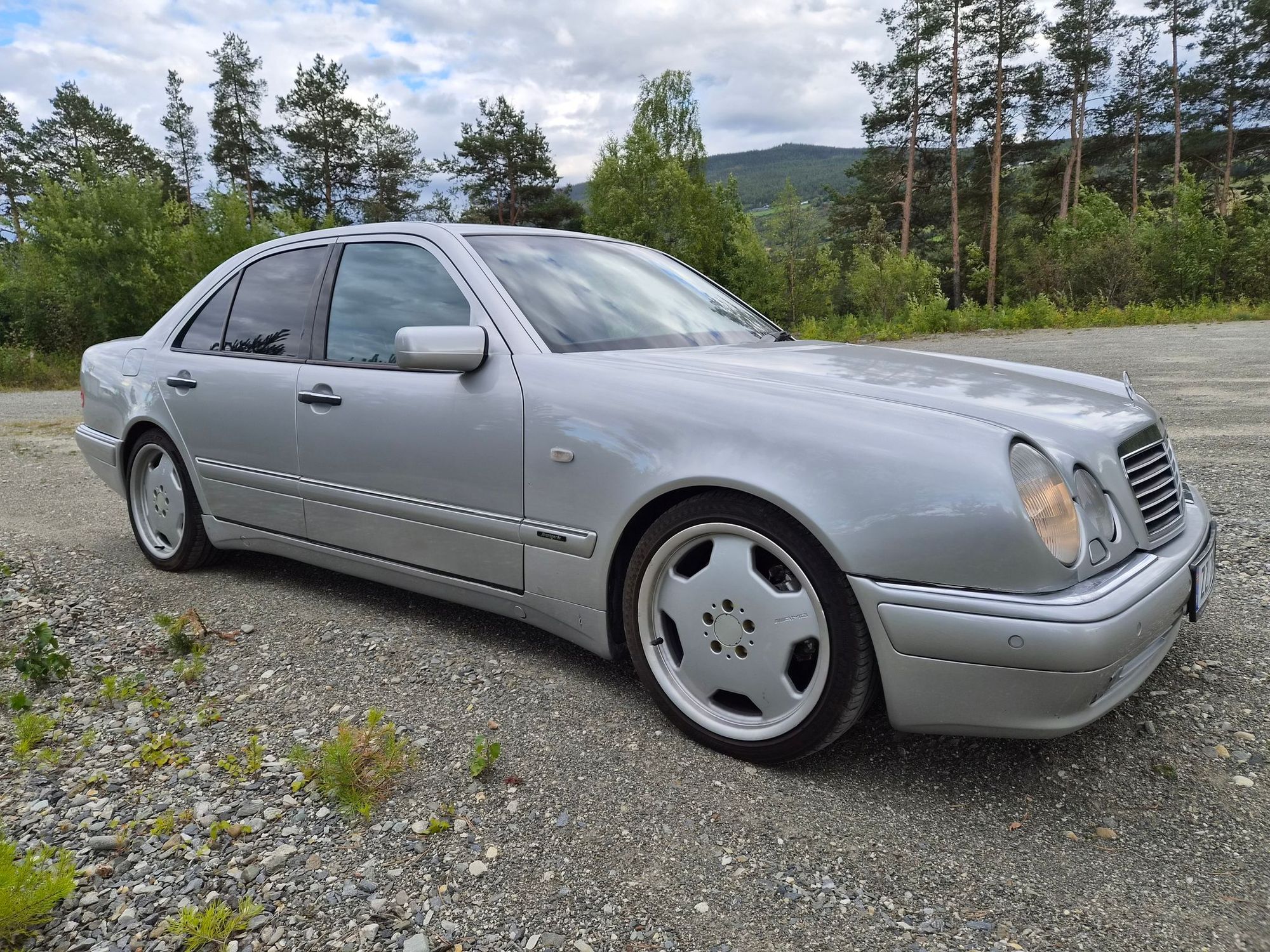 Mercedes-Benz E 55 AMG Automatic, 354hp, 1999