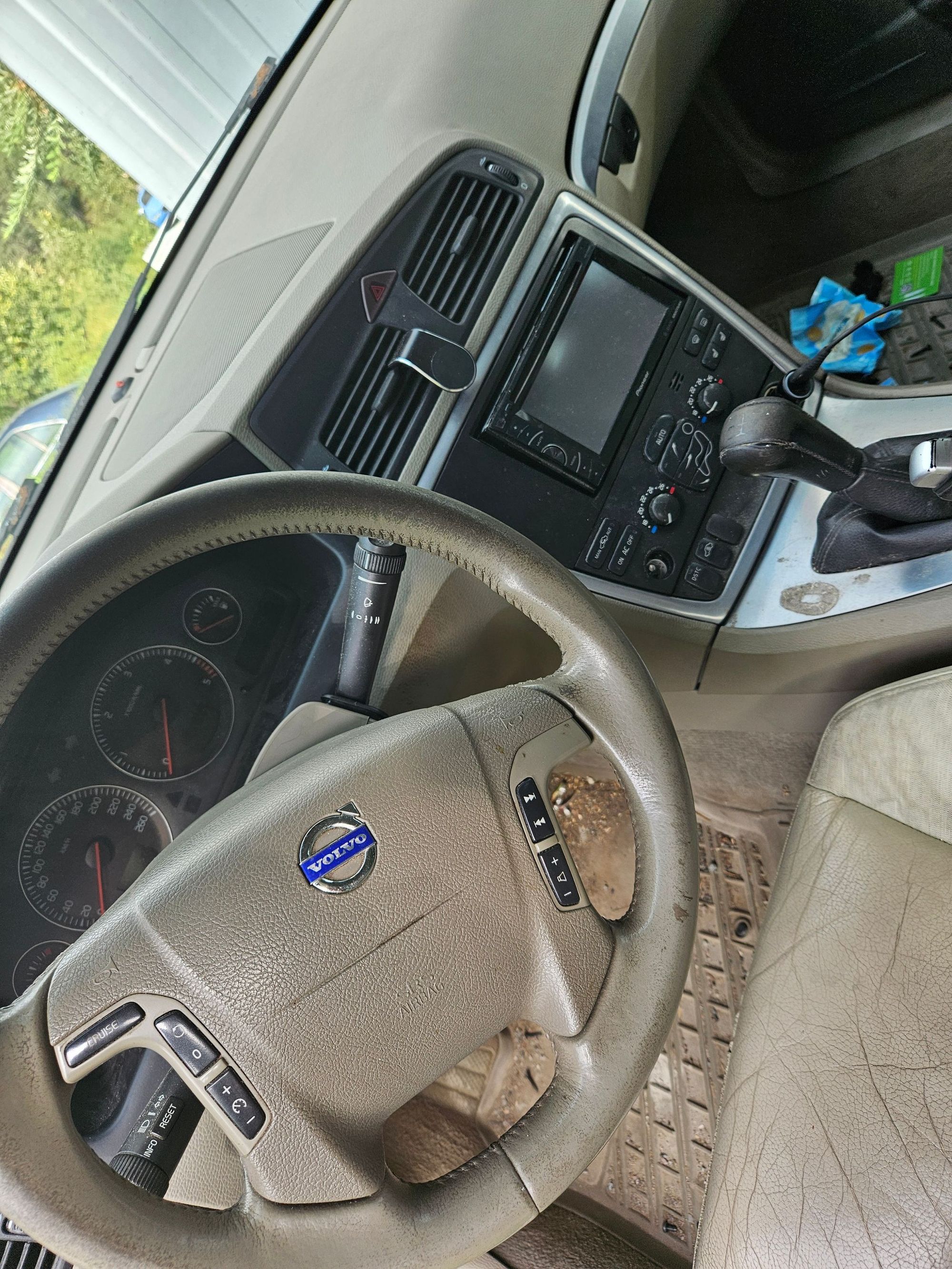 Volvo V70 D5 Manual, 163hp, 2005