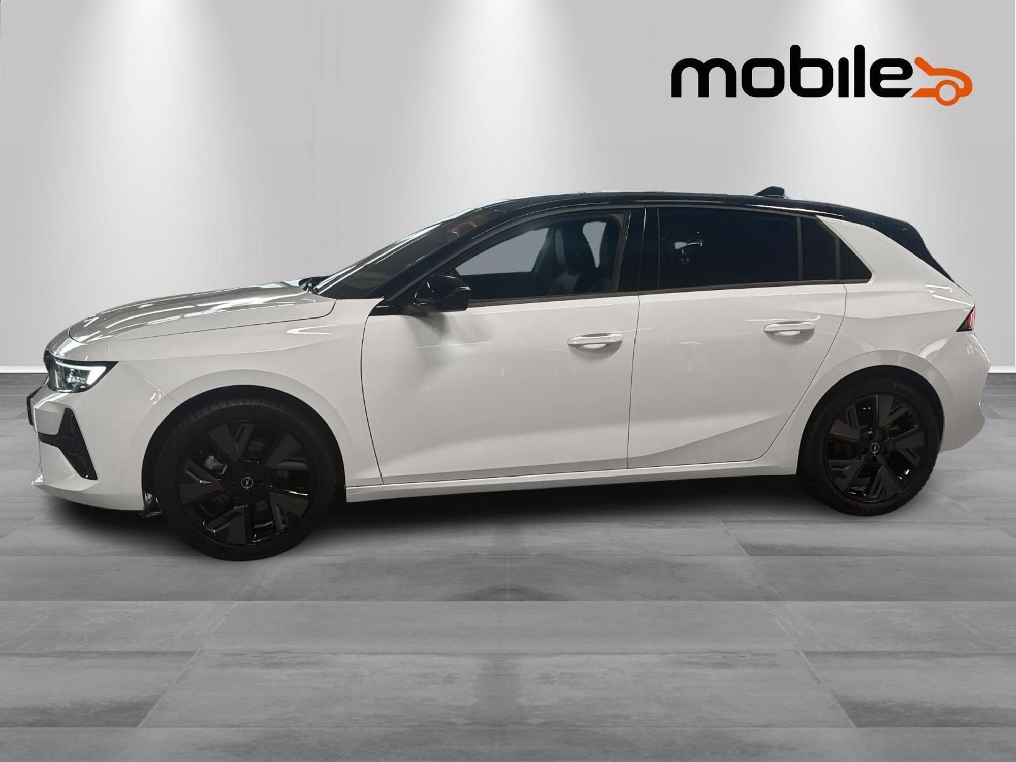 Opel Astra Electric, 156ps, 2024