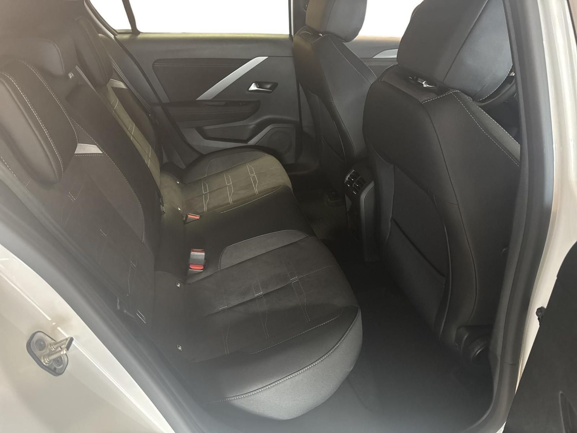 Opel Astra Electric, 156ps, 2024