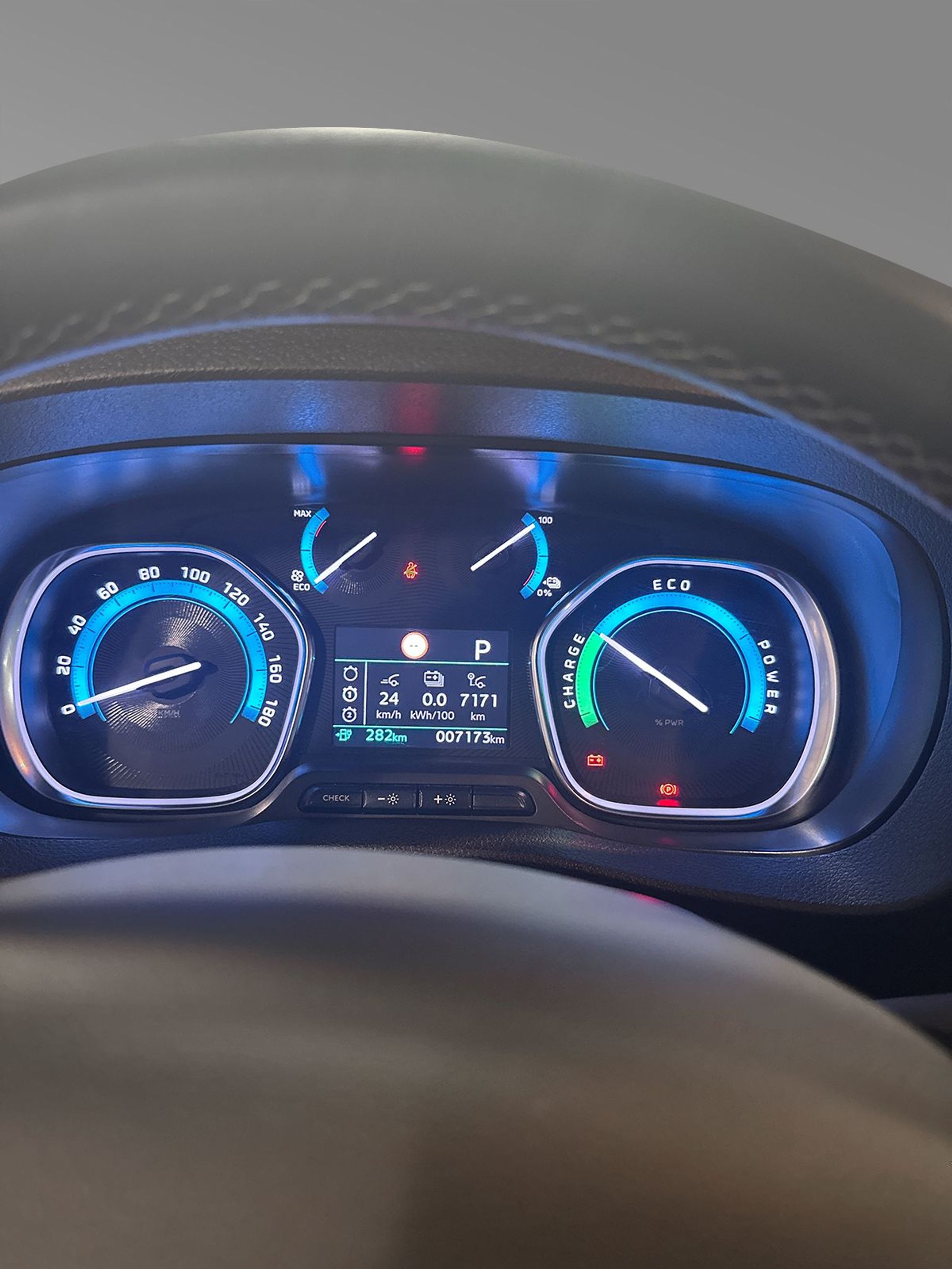 Opel Vivaro-e Varebil, 136hk, 2022