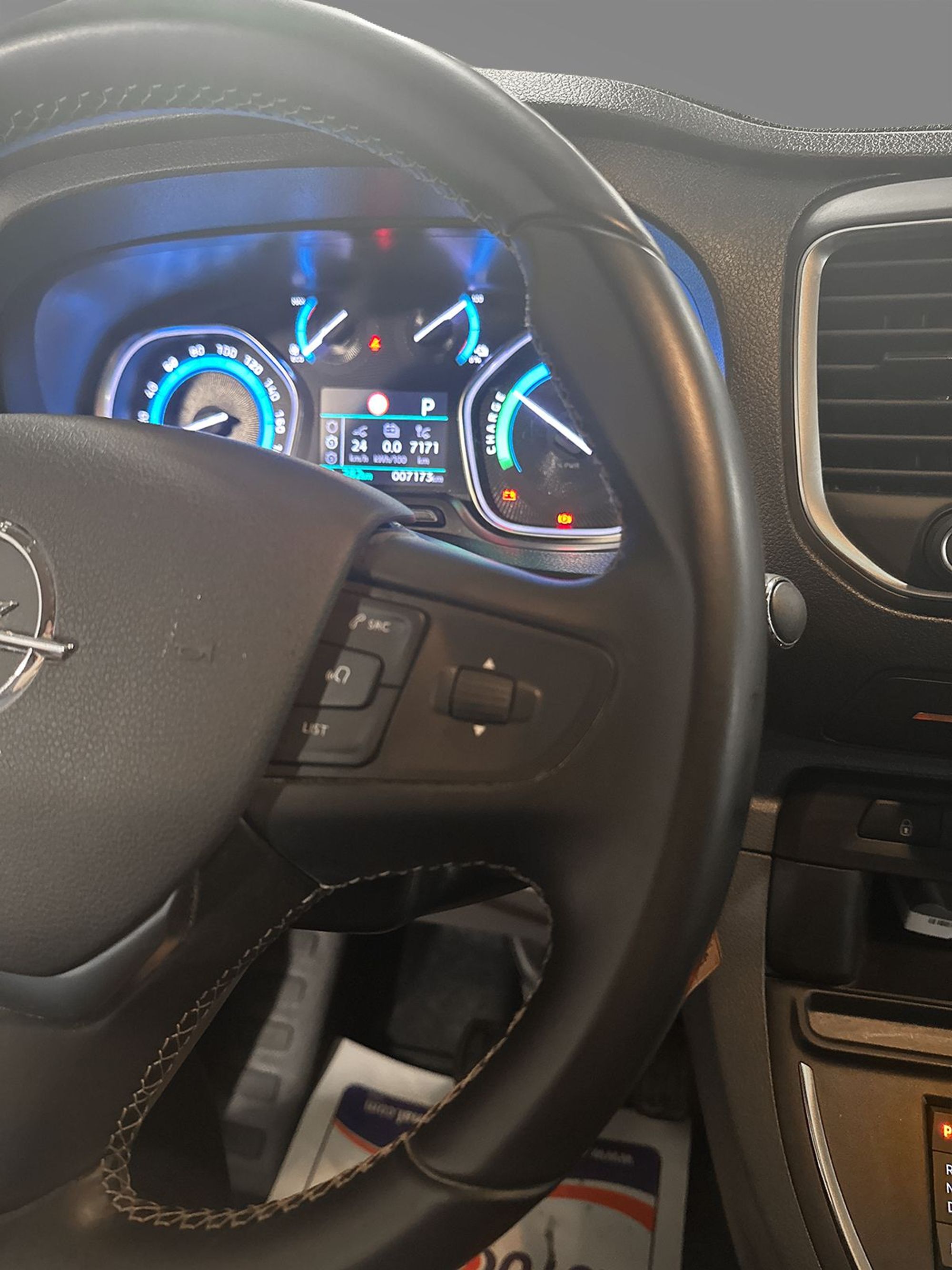 Opel Vivaro-e Varebil, 136hk, 2022