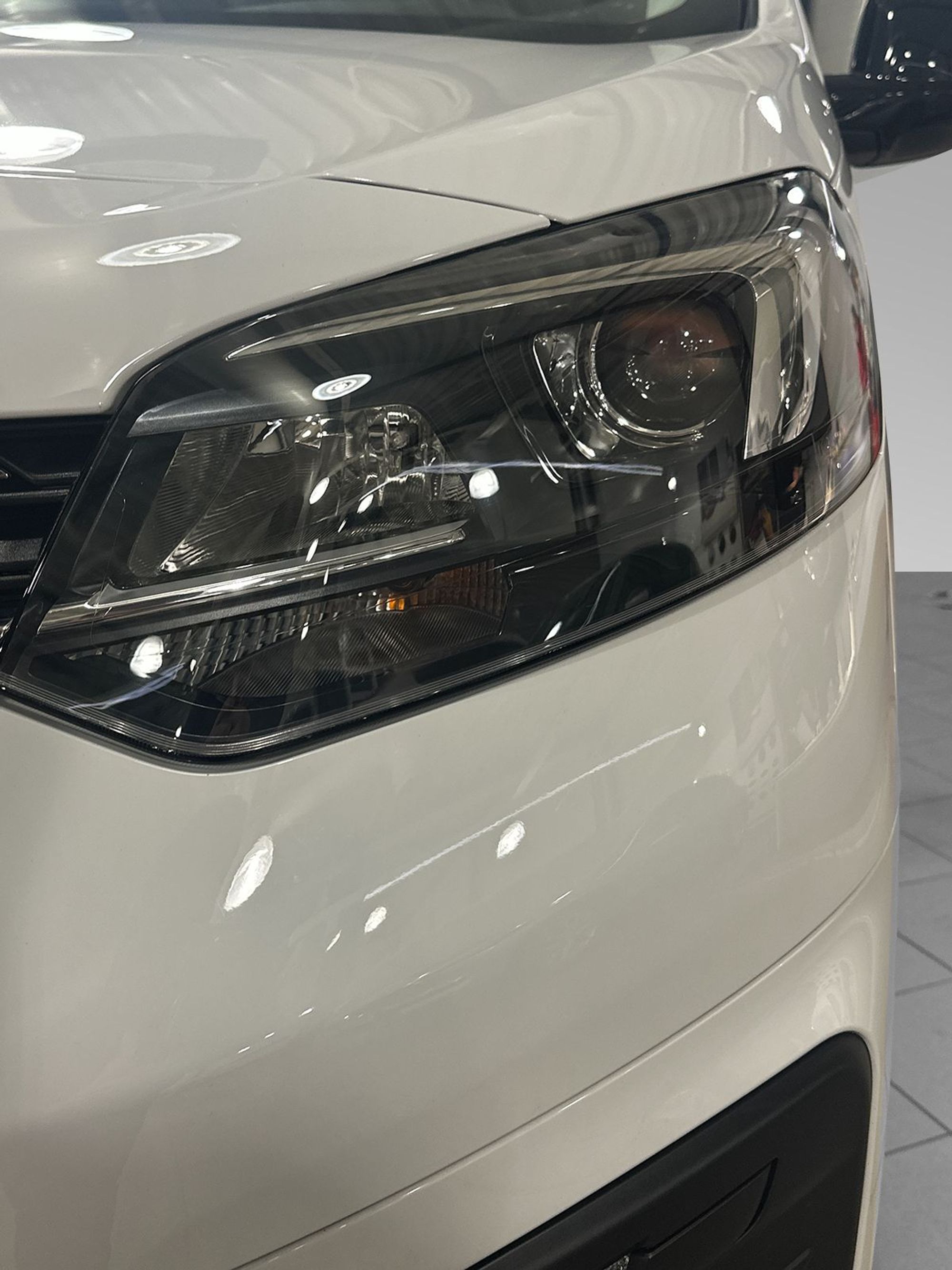 Opel Vivaro-e Varebil, 136hk, 2022