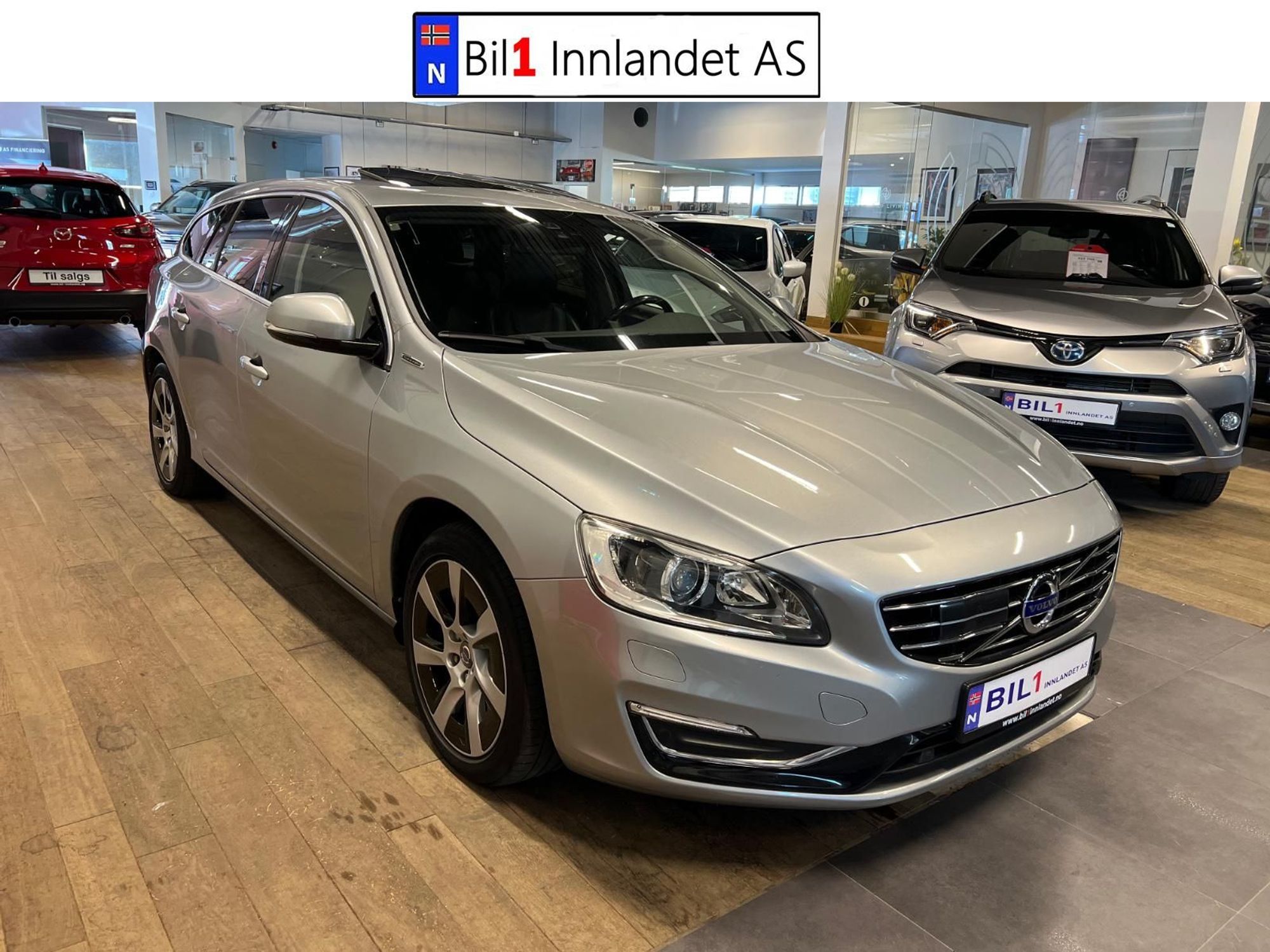 Volvo V60 D6 Plug-in Hybrid AWD Geartronic, 283hp, 2014