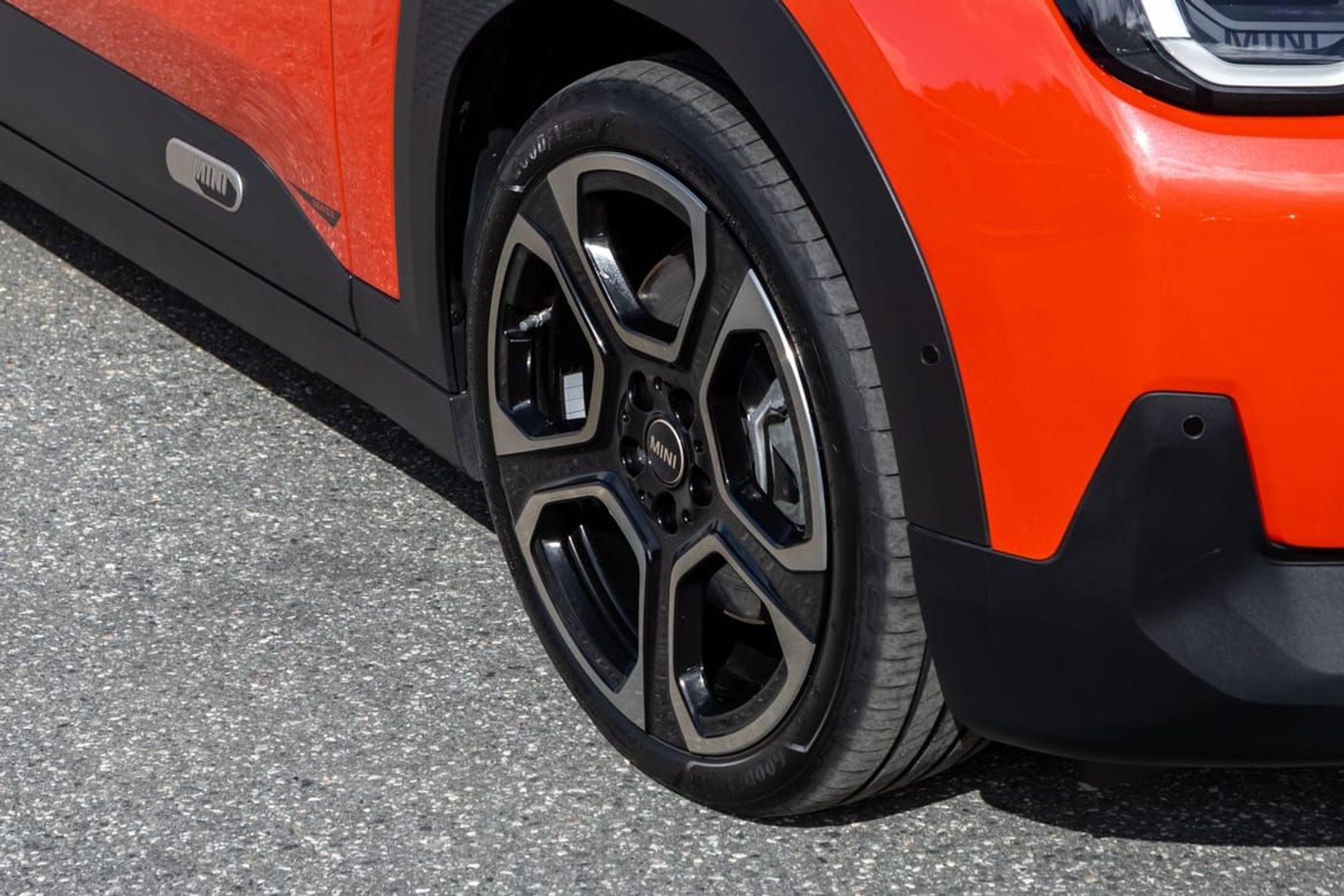 MINI Aceman SE, 218hp, 2025