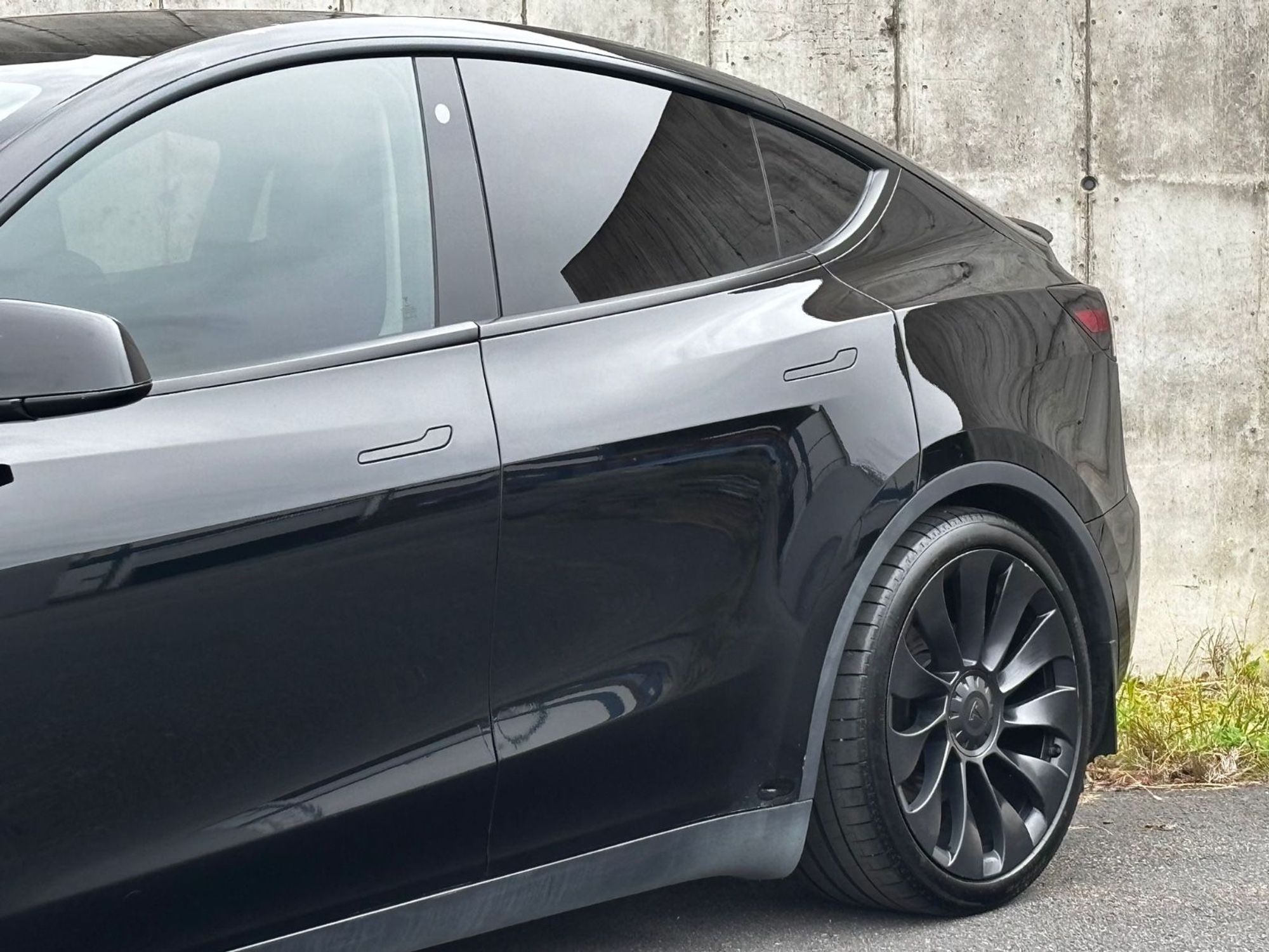 Tesla Model Y Performance, 534hp, 2023