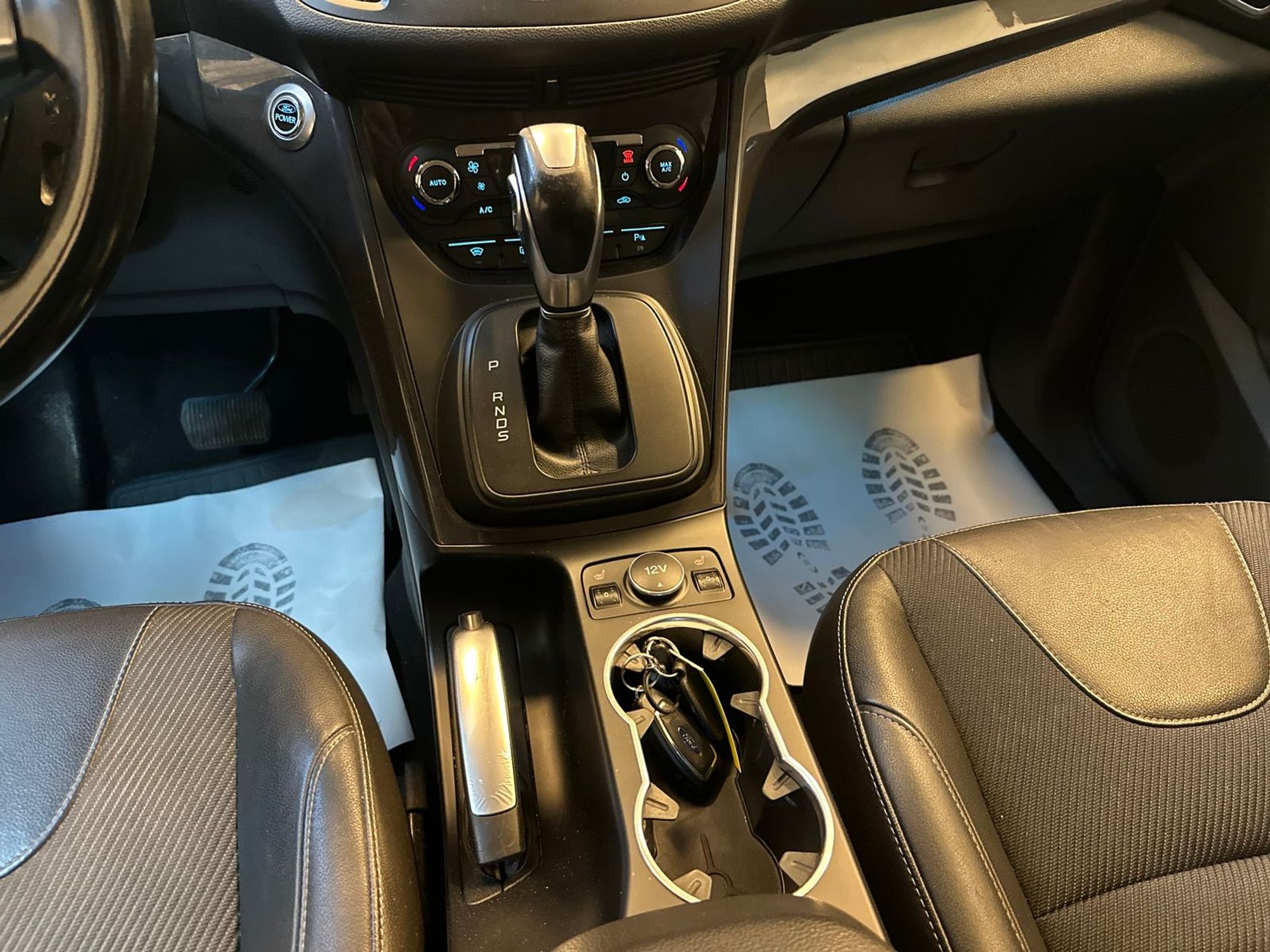 Ford Kuga 2.0 TDCi AWD Powershift, 140hp, 2014