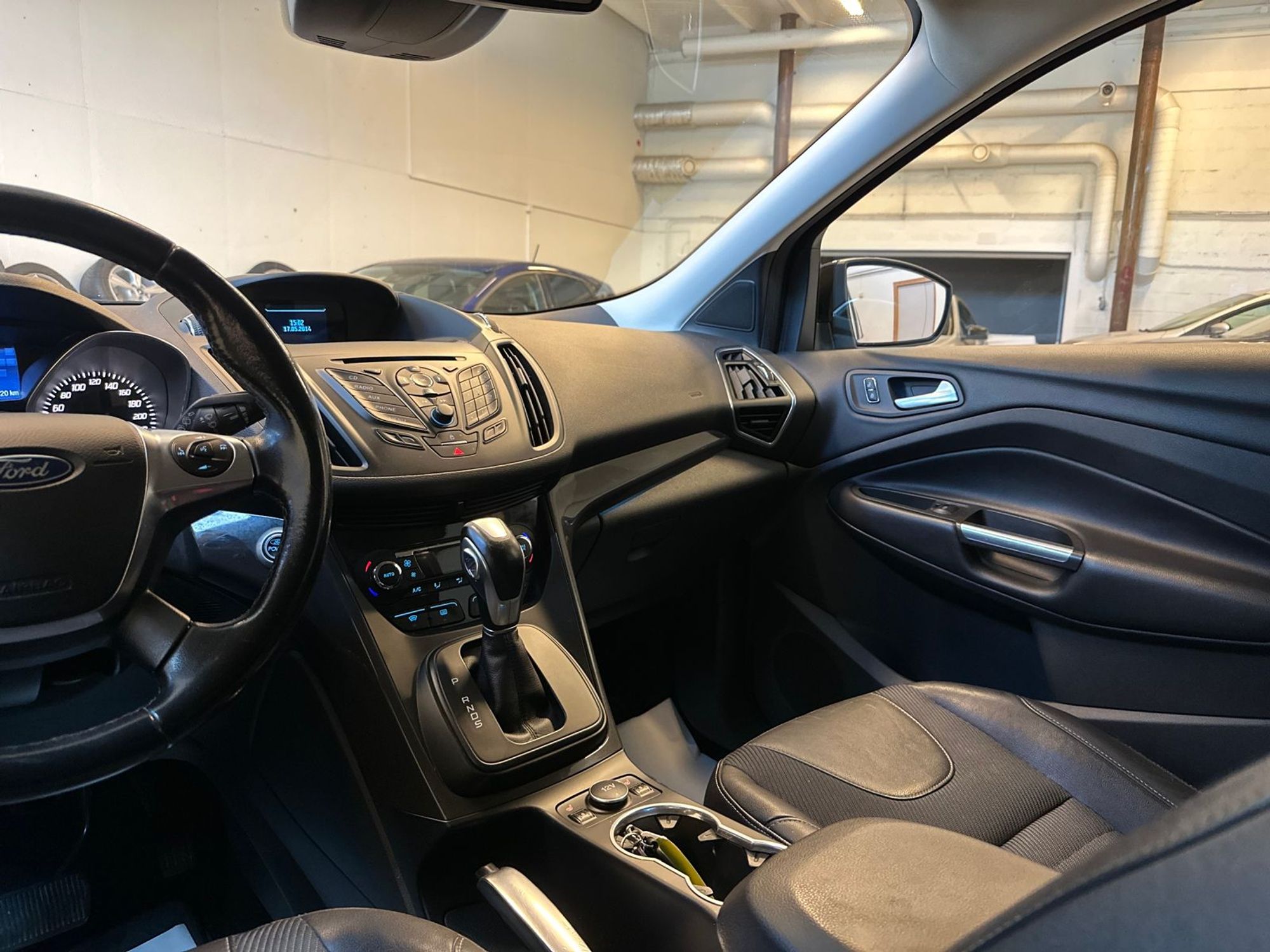 Ford Kuga 2.0 TDCi AWD Powershift, 140hp, 2014