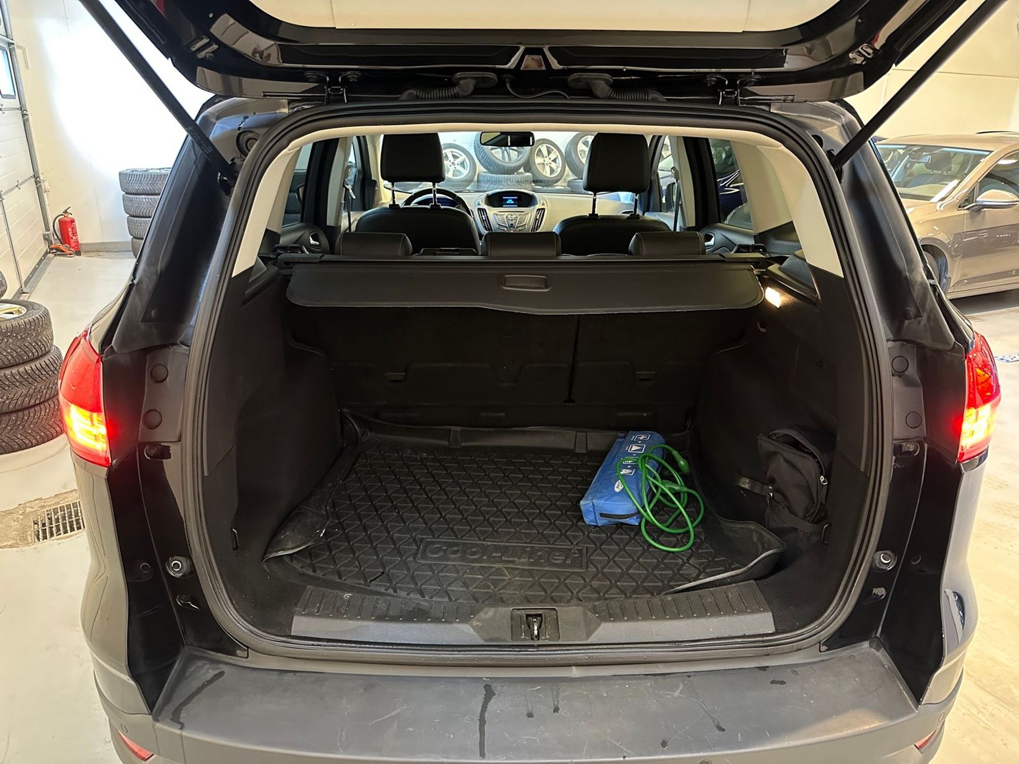 Ford Kuga 2.0 TDCi AWD Powershift, 140hp, 2014