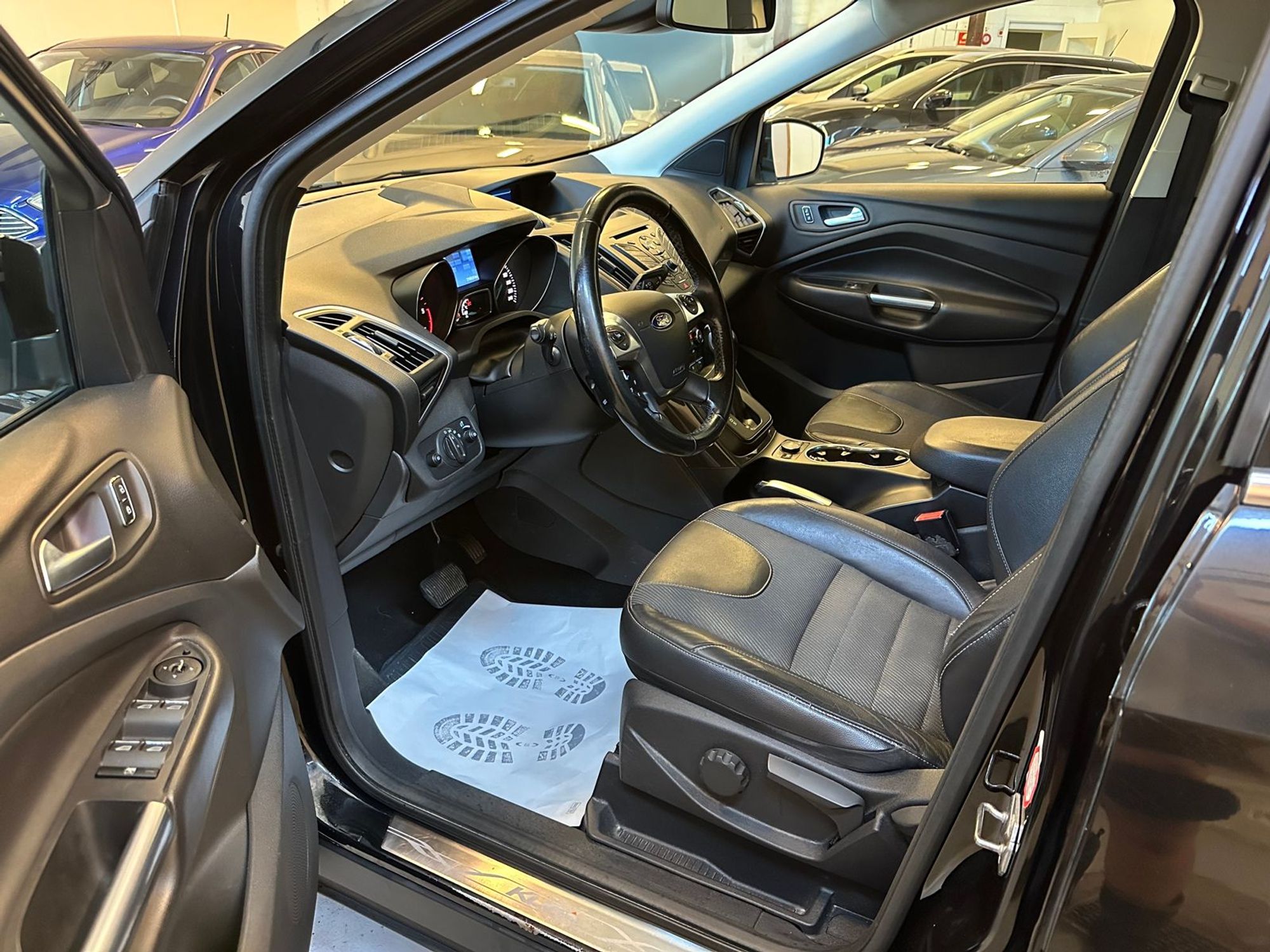 Ford Kuga 2.0 TDCi AWD Powershift, 140hp, 2014