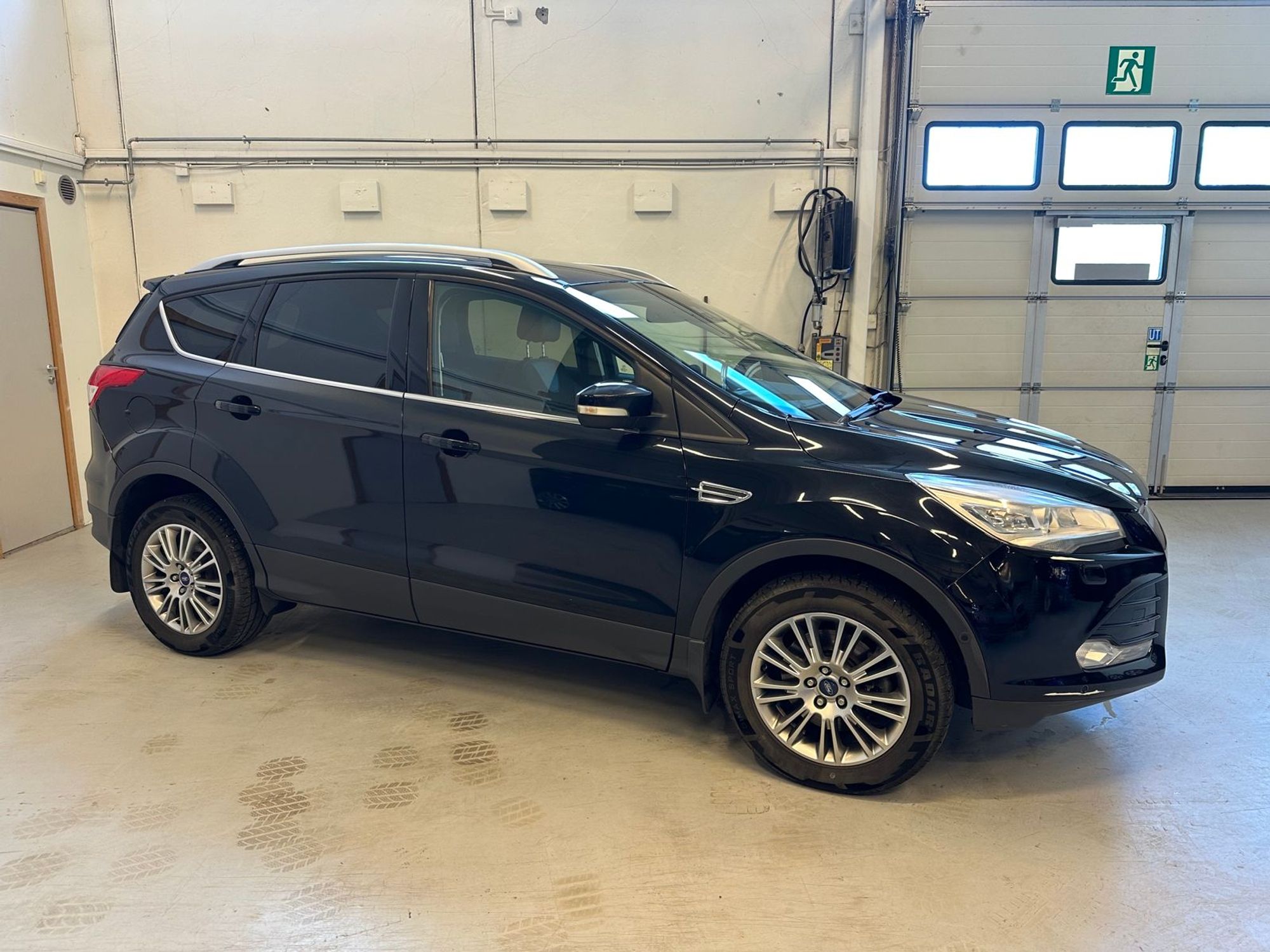 Ford Kuga 2.0 TDCi AWD Powershift, 140hp, 2014