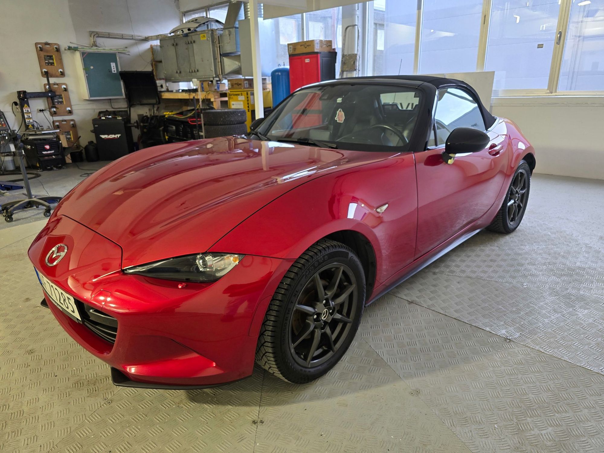 Mazda MX-5 1.5 SKYACTIV-G Manual, 131hp, 2016
