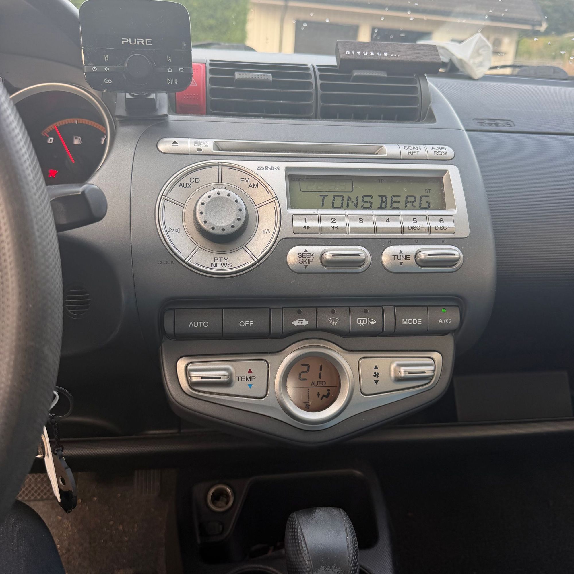 Honda Jazz 1.3 Automatic, 83hp, 2006