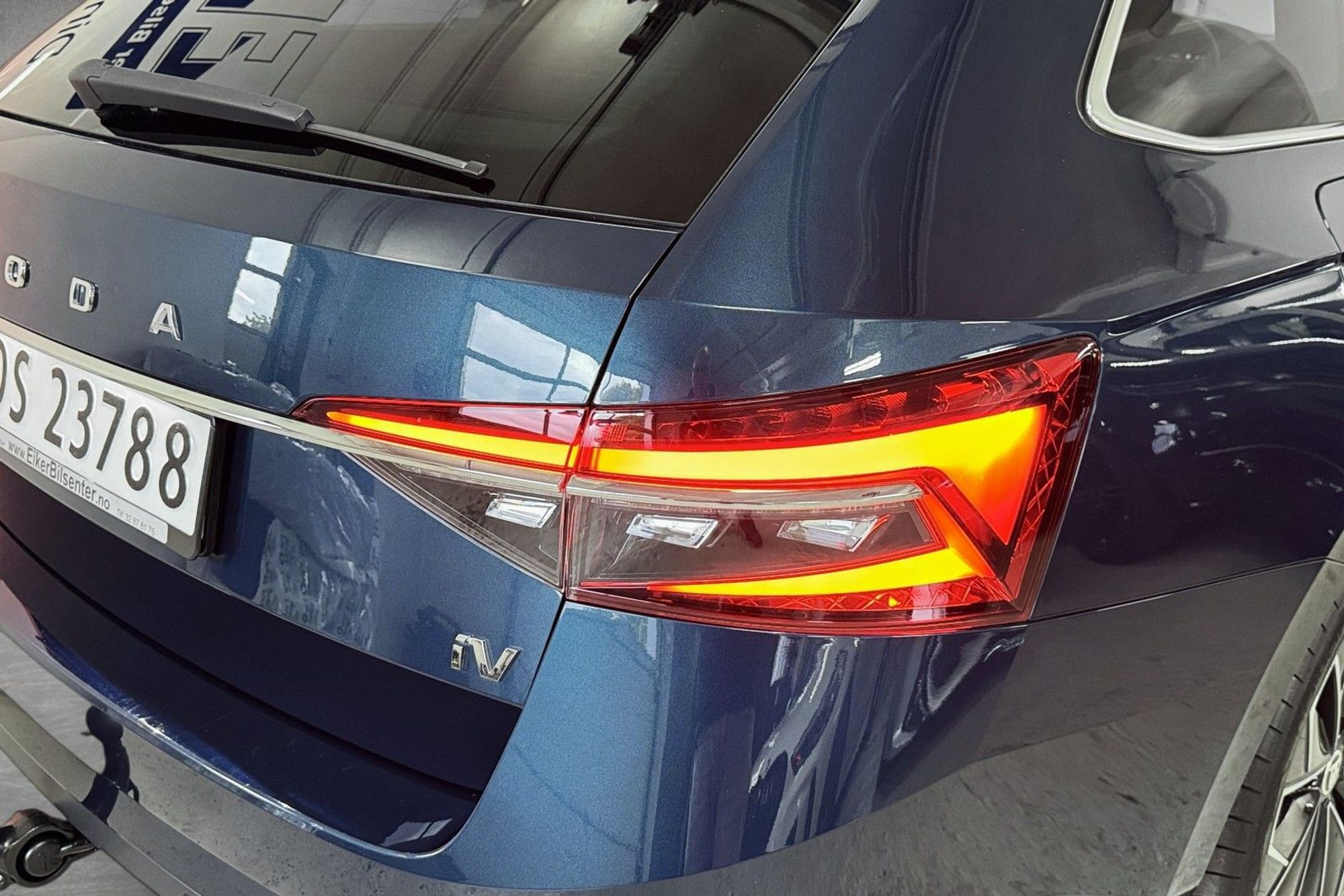 Škoda Superb iV Combi 1.4 TSI iV DSG Sequential, 218hp, 2023