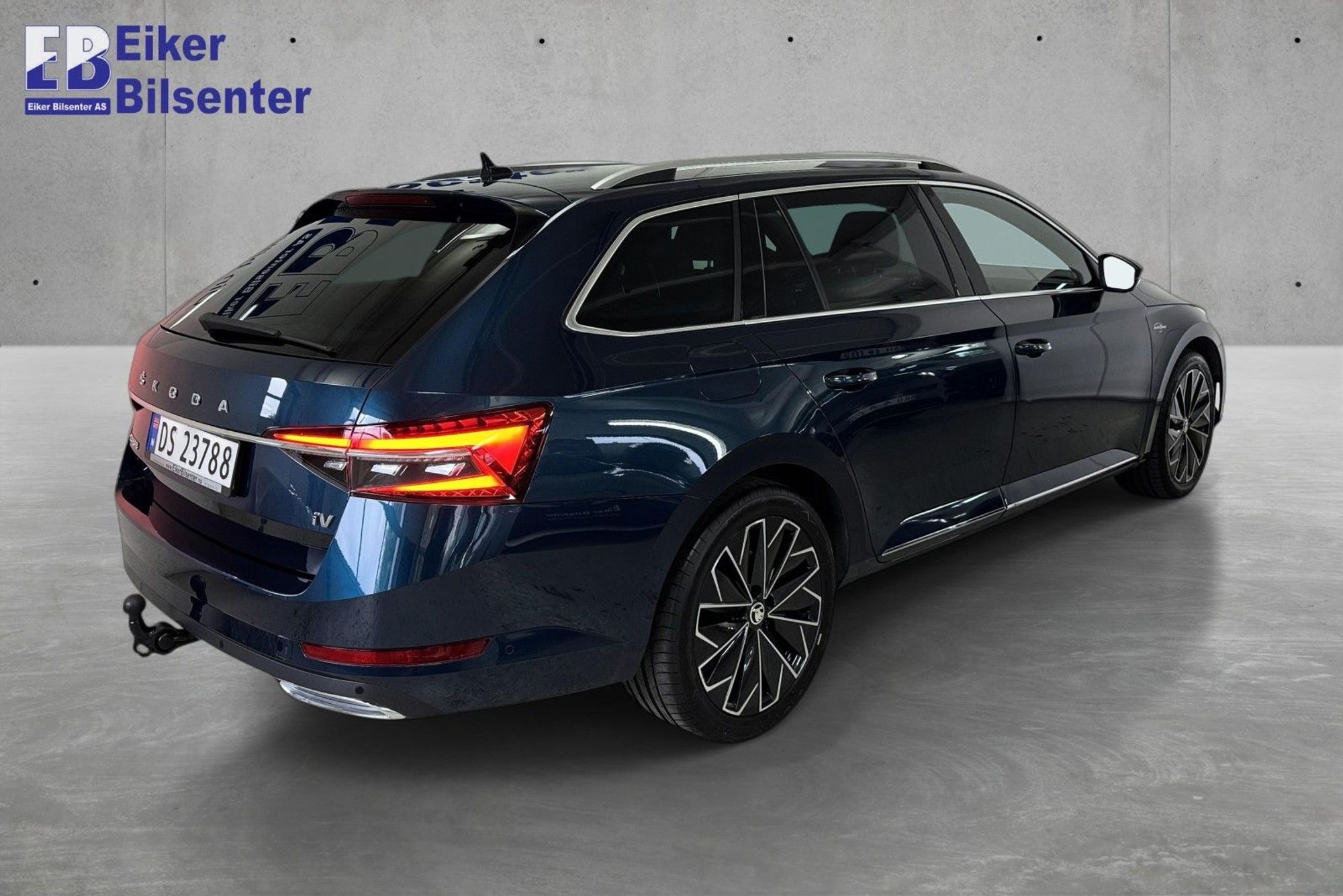 Škoda Superb iV Combi 1.4 TSI iV DSG Sequential, 218hp, 2023