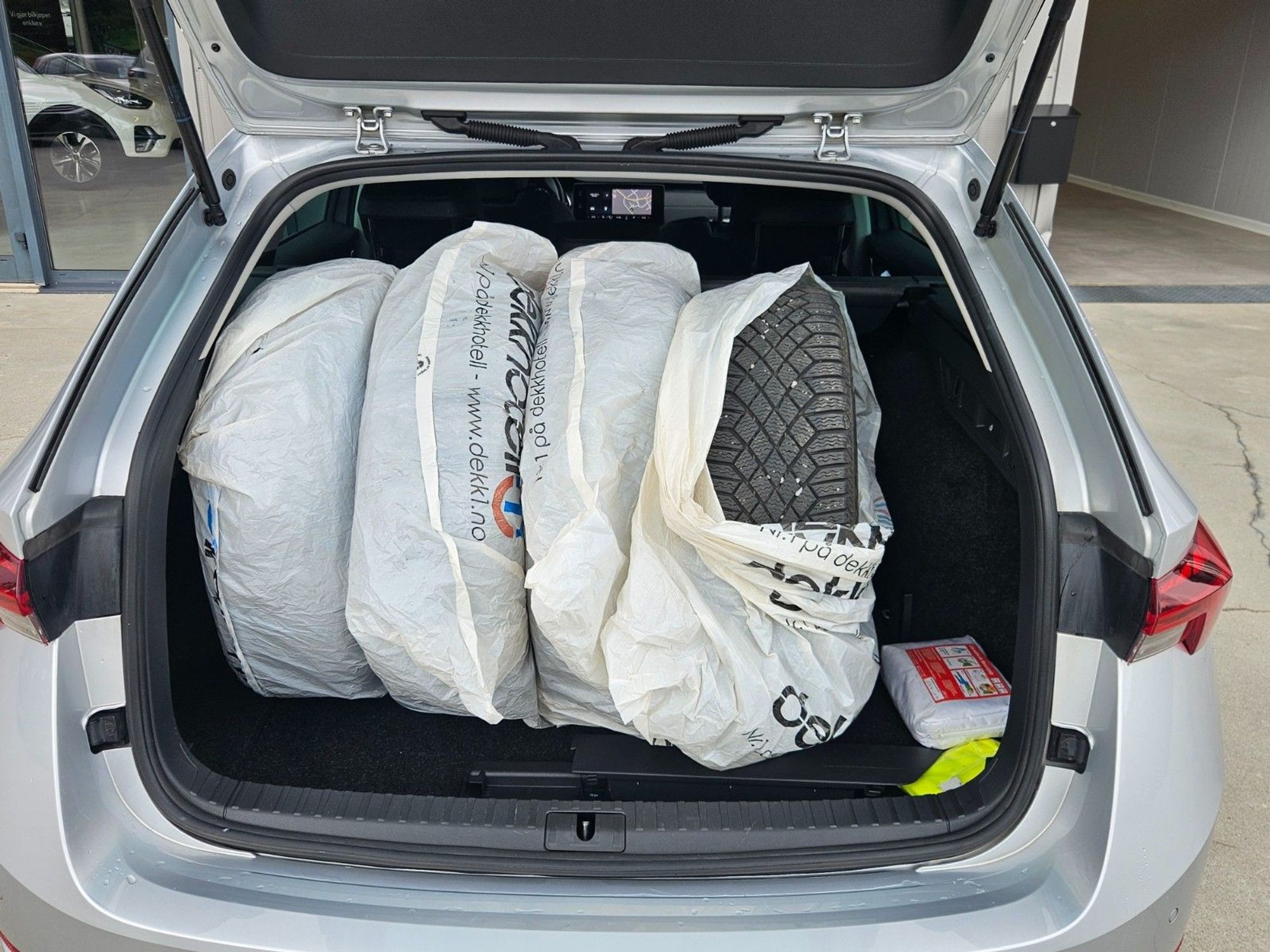 Škoda Octavia Stasjonsvogn 2.0 TDI 4x4 DSG sekvensiell, 7-trinn, 200hk, 2022