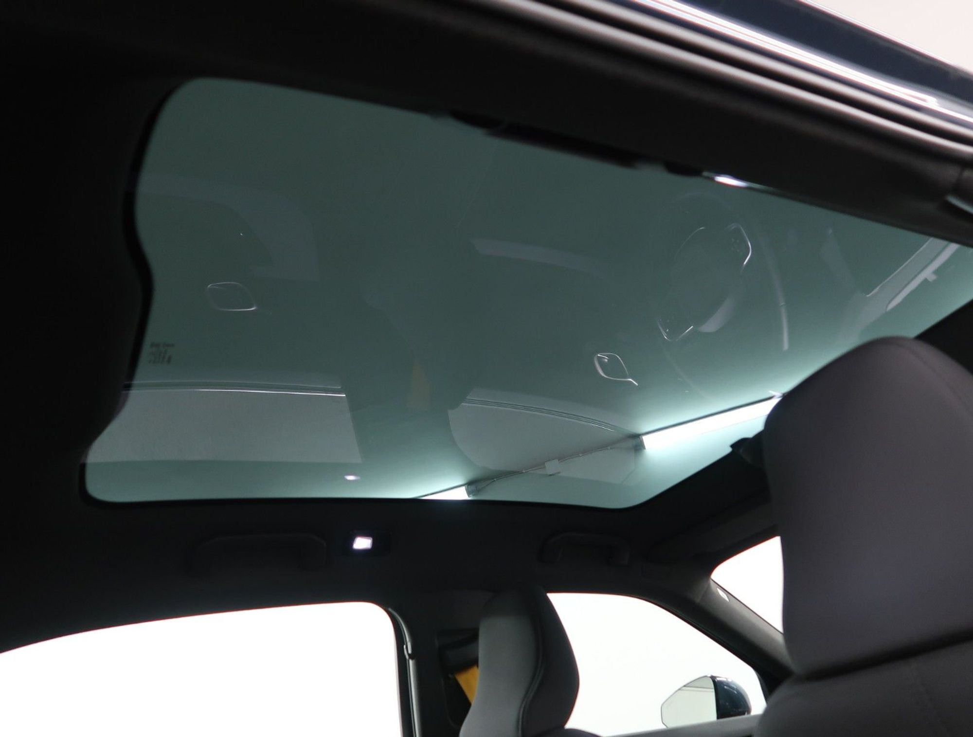 Polestar 2 Long range Dual motor Performance, 476ps, 2024
