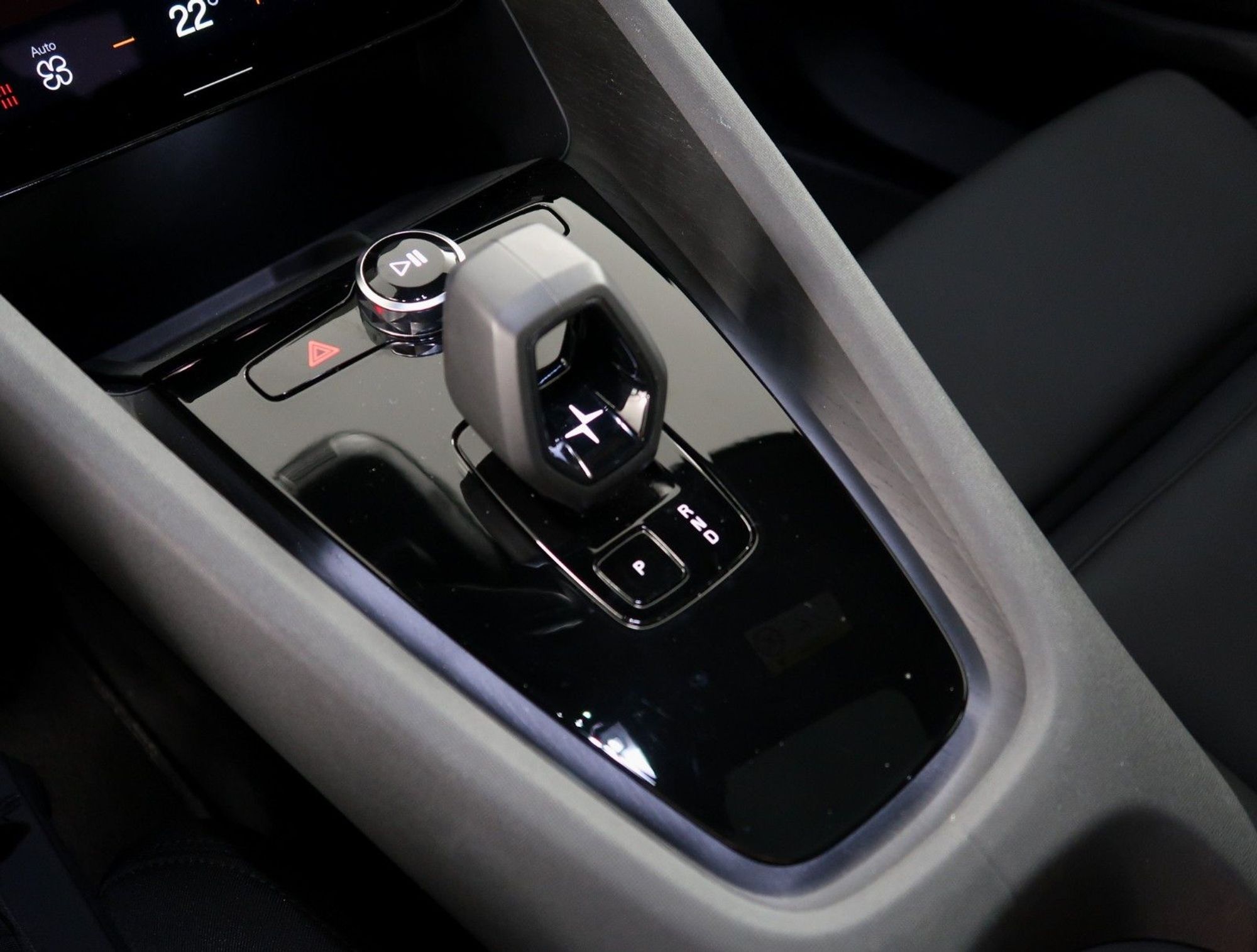 Polestar 2 Long range Dual motor Performance, 476ps, 2024
