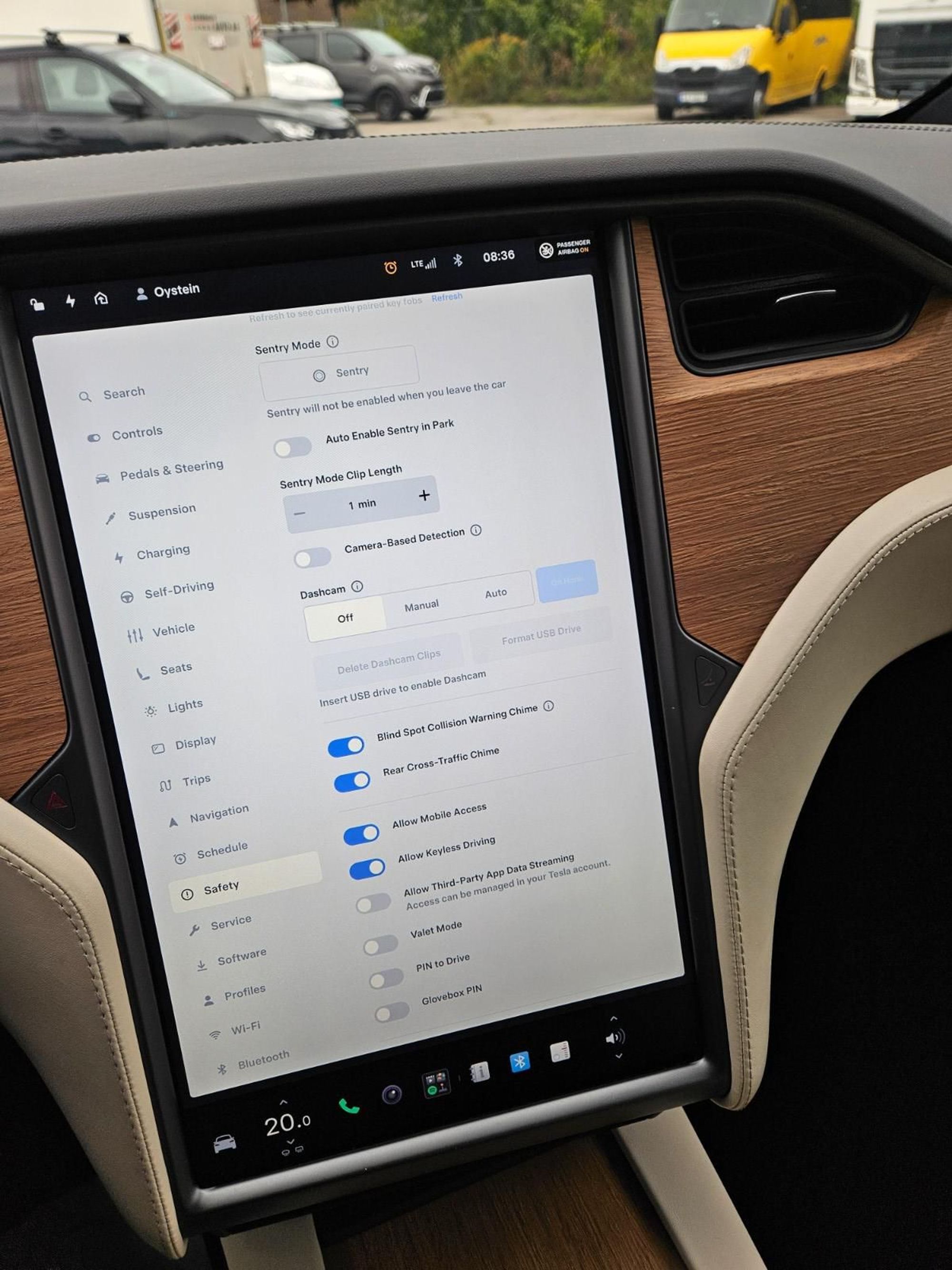 Tesla Model X Long Range, 423hp, 2020