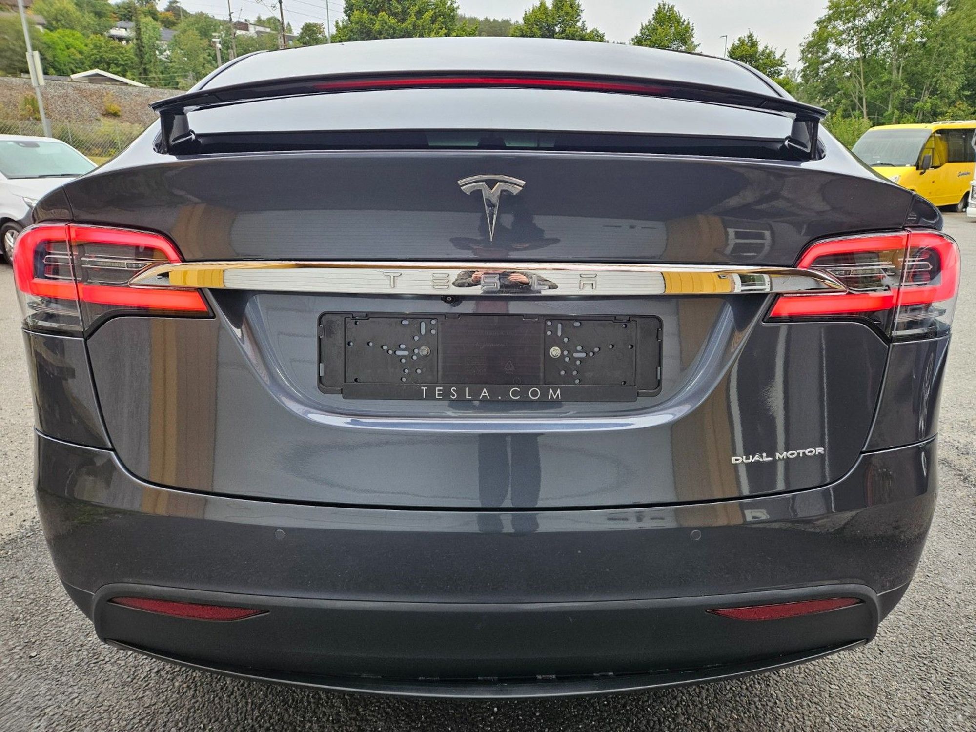Tesla Model X Long Range, 423hp, 2020