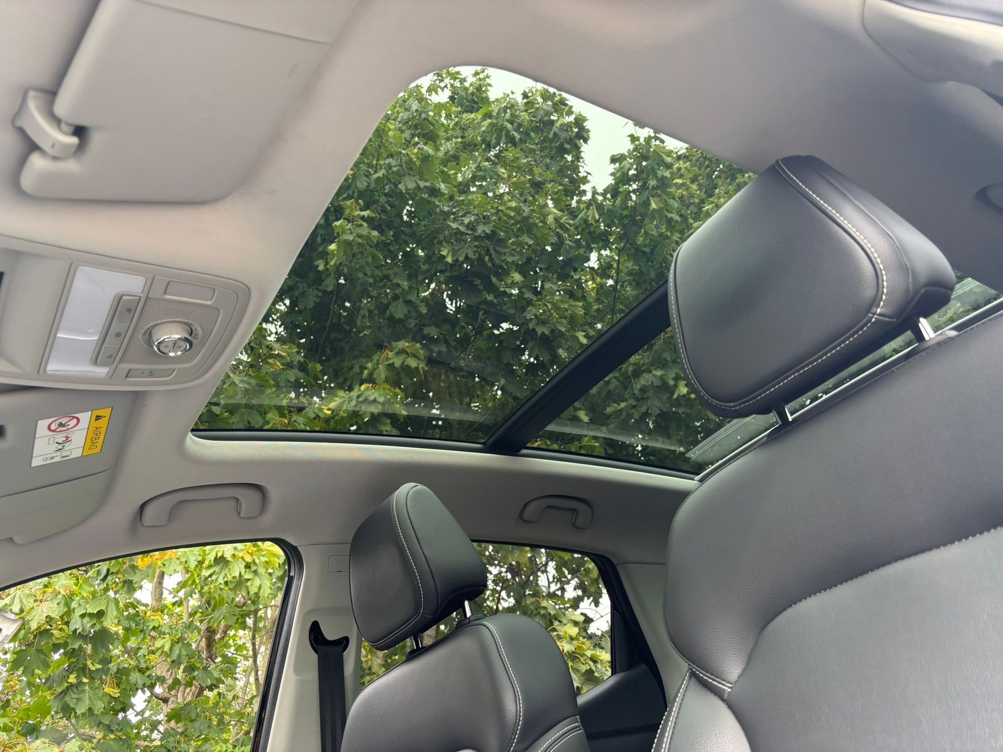 MG ZS EV, 143hp, 2020