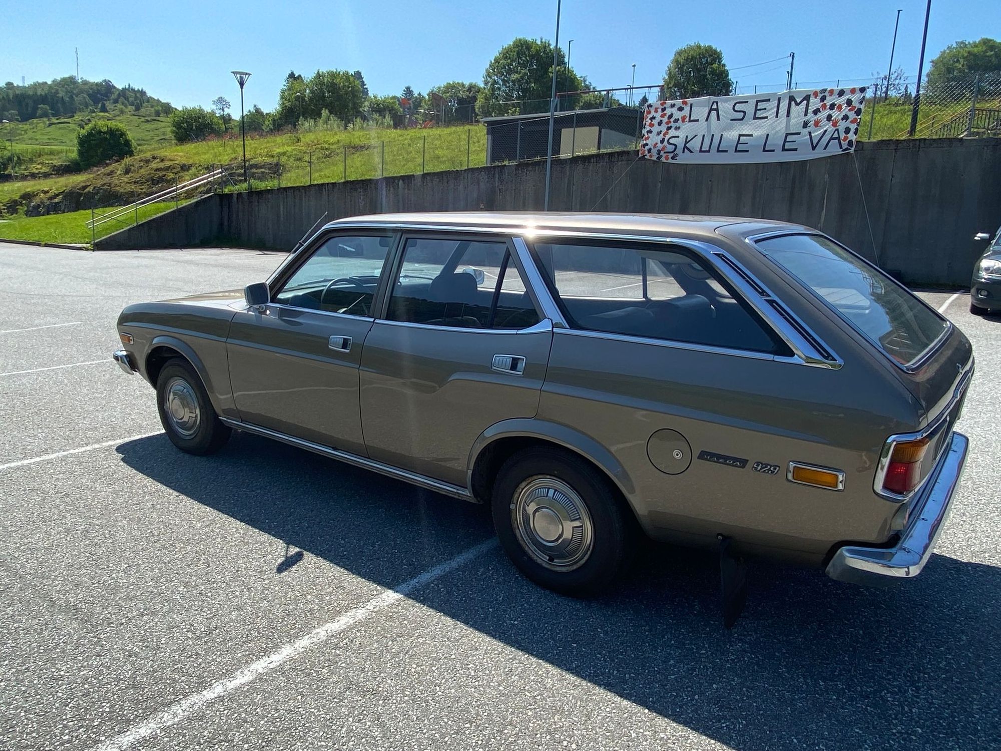 Mazda 929 Wagon 1.8 Manual, 4-trins, 83ps, 1976
