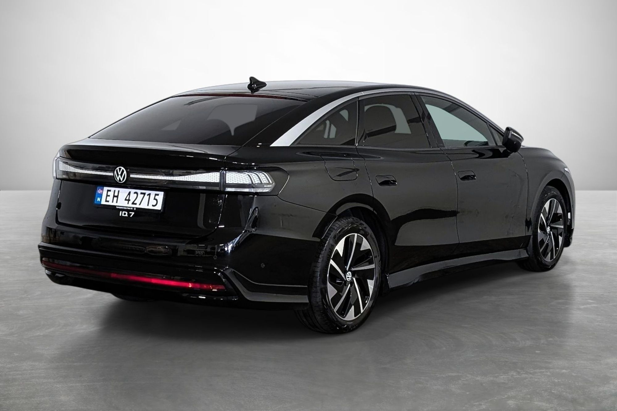 Volkswagen ID.7 Pro, 286ps, 2024