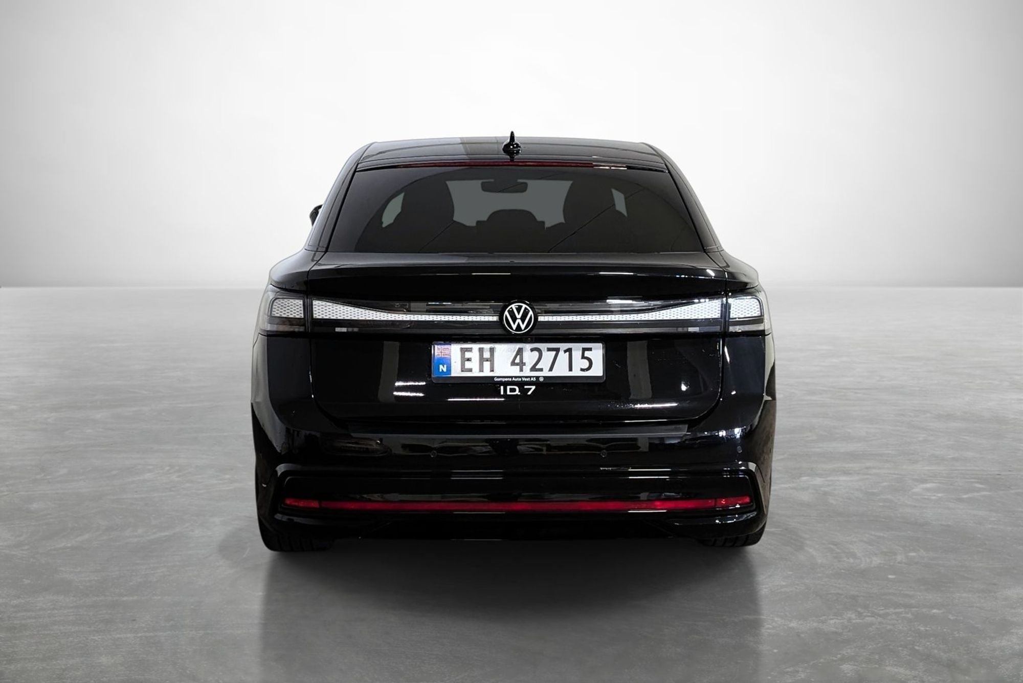 Volkswagen ID.7 Pro, 286ps, 2024