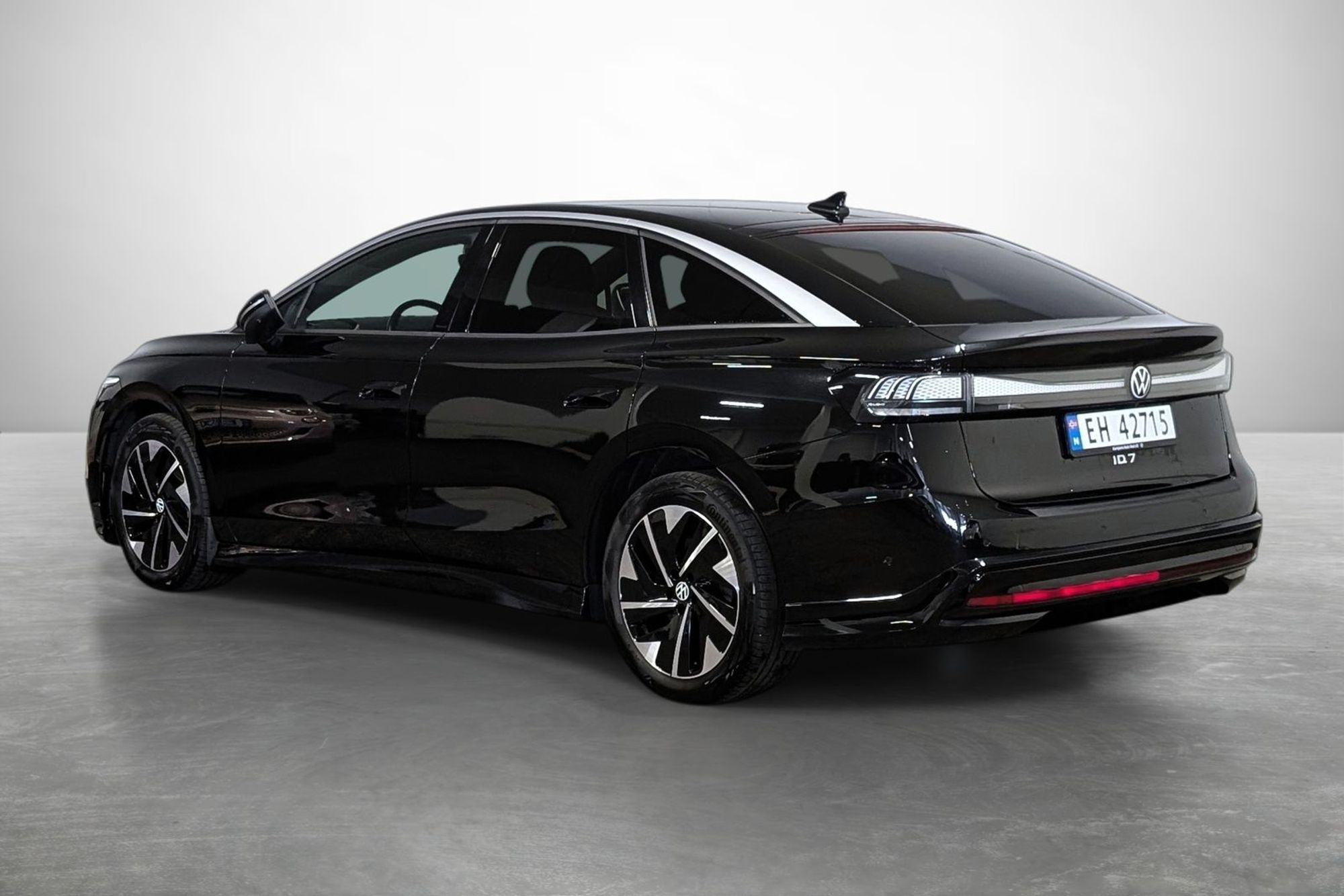 Volkswagen ID.7 Pro, 286ps, 2024