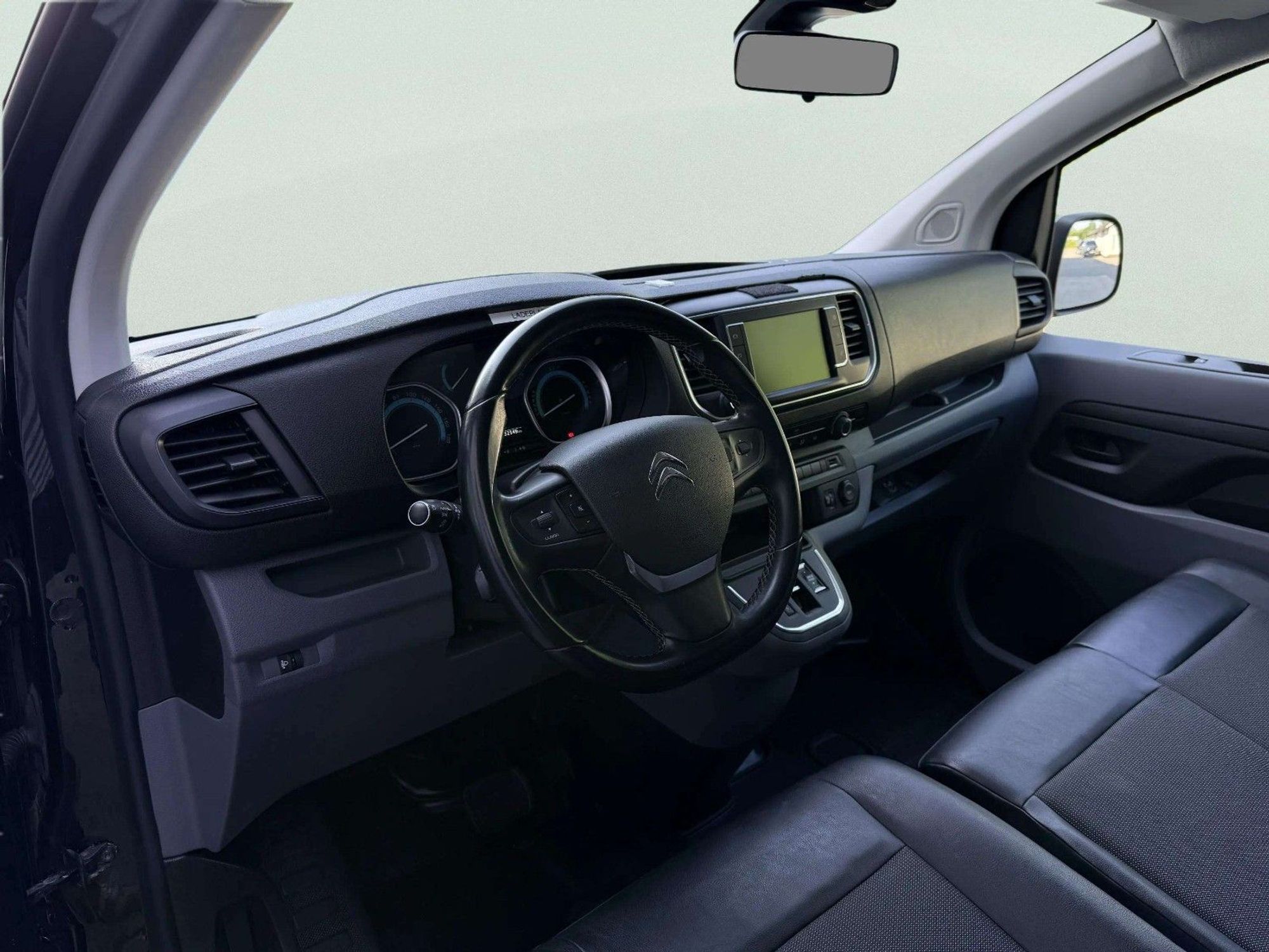 Citroën ë-Jumpy 75, 136ps, 2021