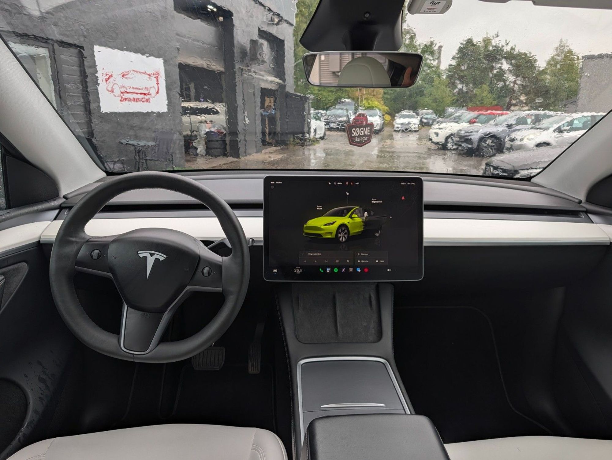 Tesla Model Y Long Range AWD, 514ps, 2024