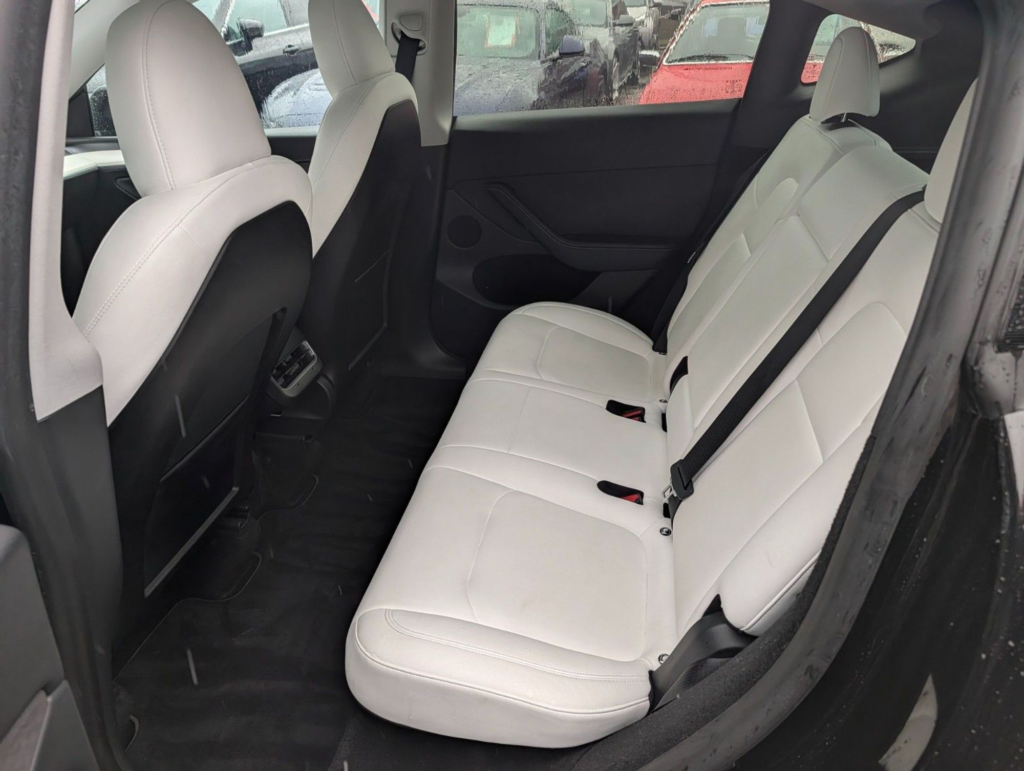 Tesla Model Y Long Range AWD, 514ps, 2024