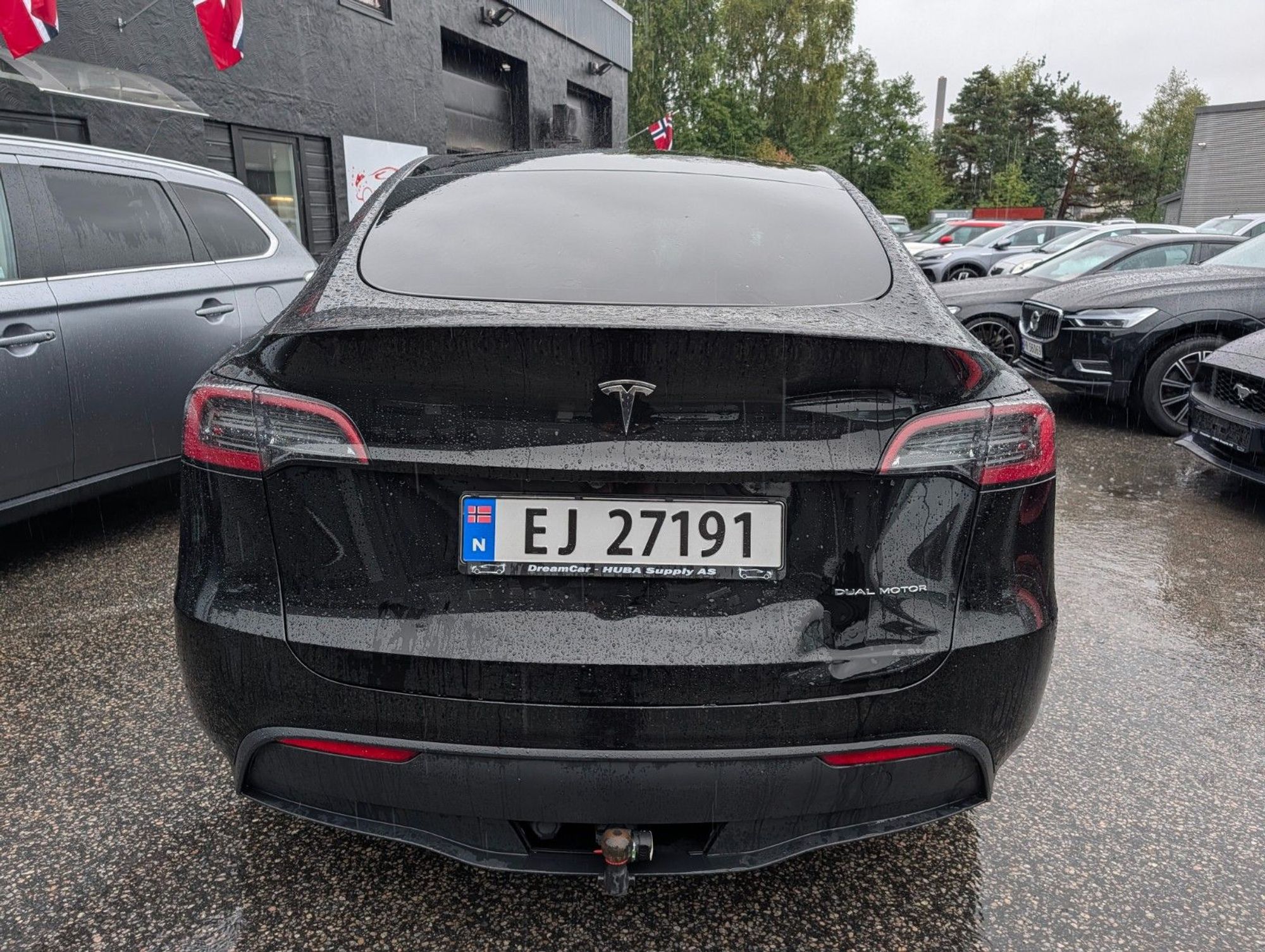 Tesla Model Y Long Range AWD, 514ps, 2024
