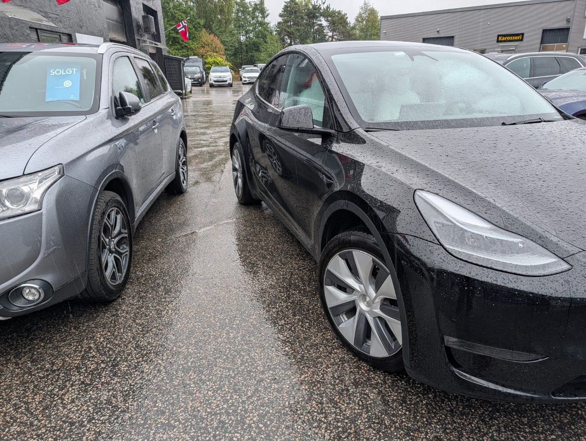 Tesla Model Y Long Range AWD, 514ps, 2024