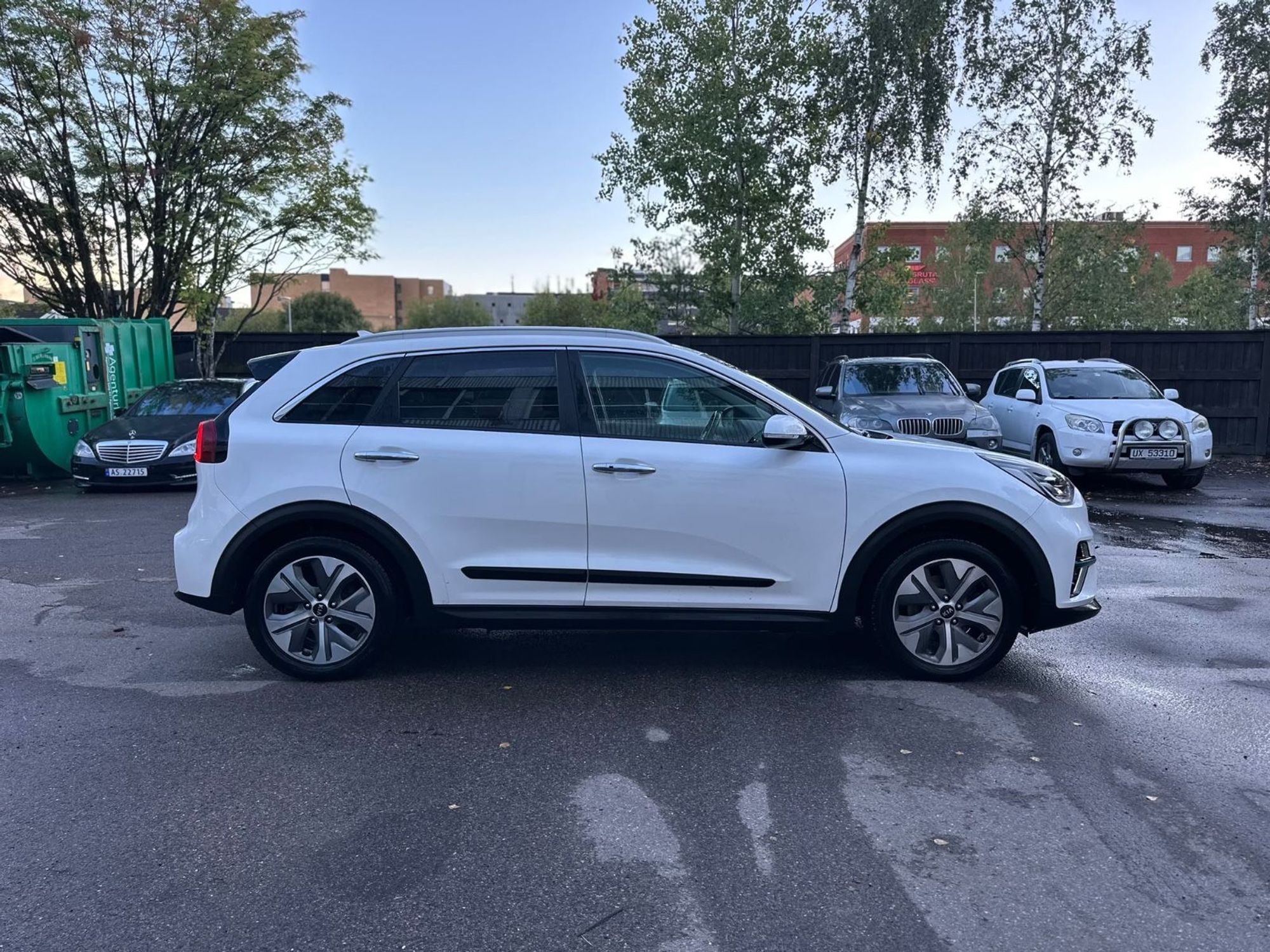Kia e-Niro 64 kWh, 204ps, 2019