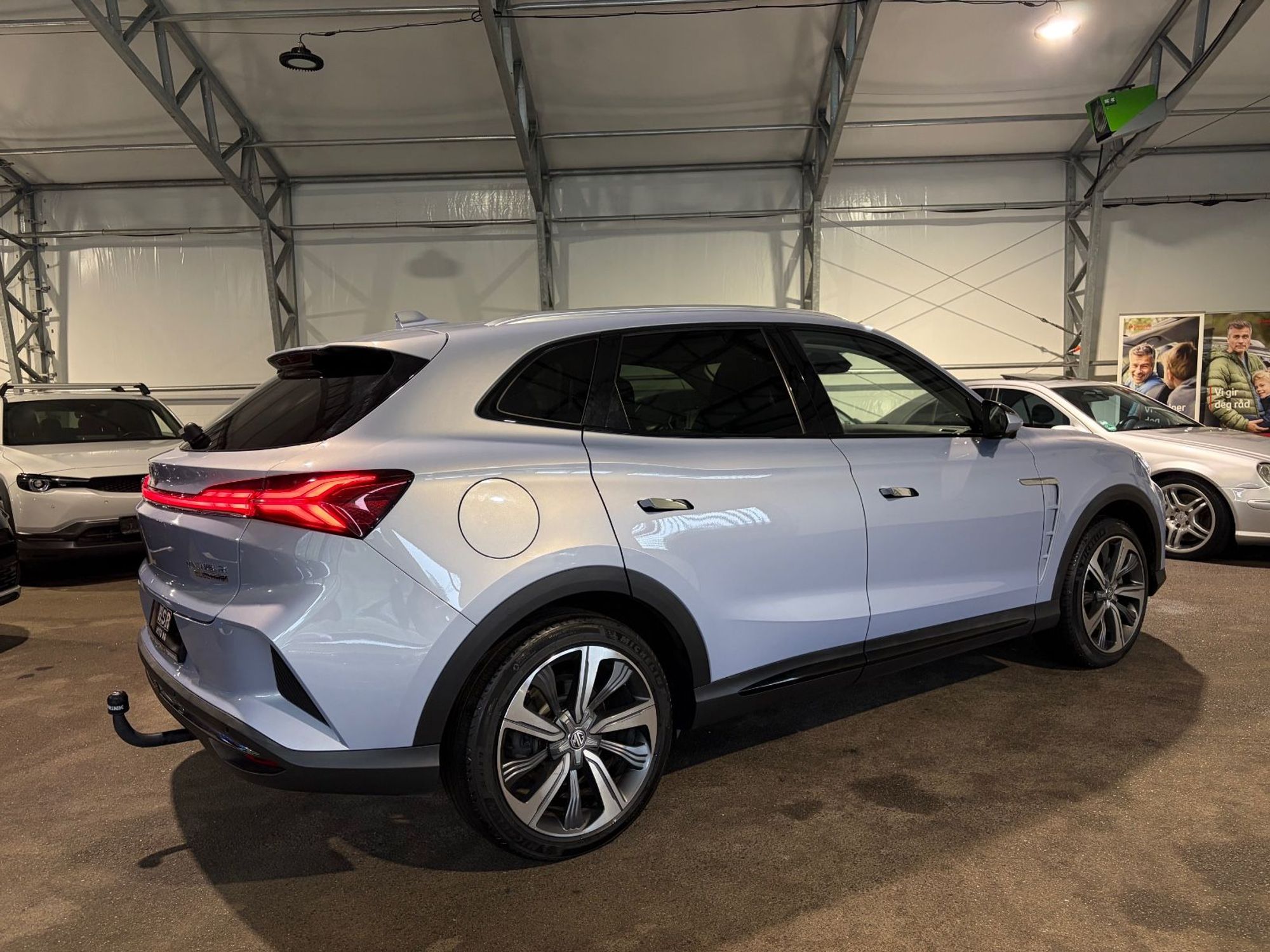 MG Marvel R Performance Automatic, 288hp, 2022