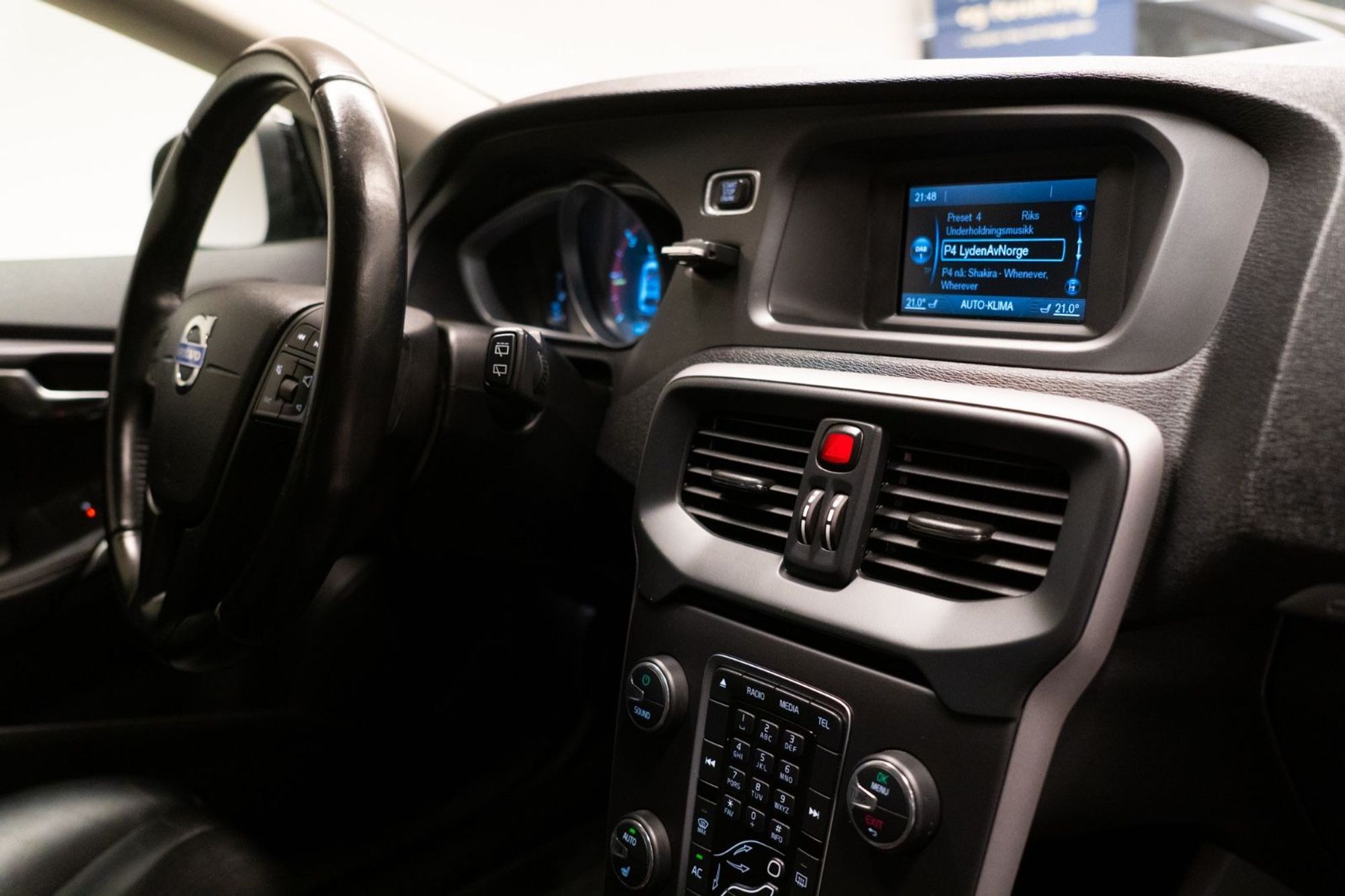 Volvo V40 Cross Country D2 Powershift, 115hk, 2015