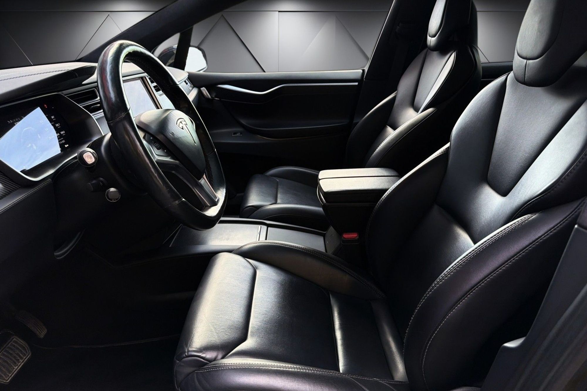 Tesla Model X 100D, 423hp, 2018