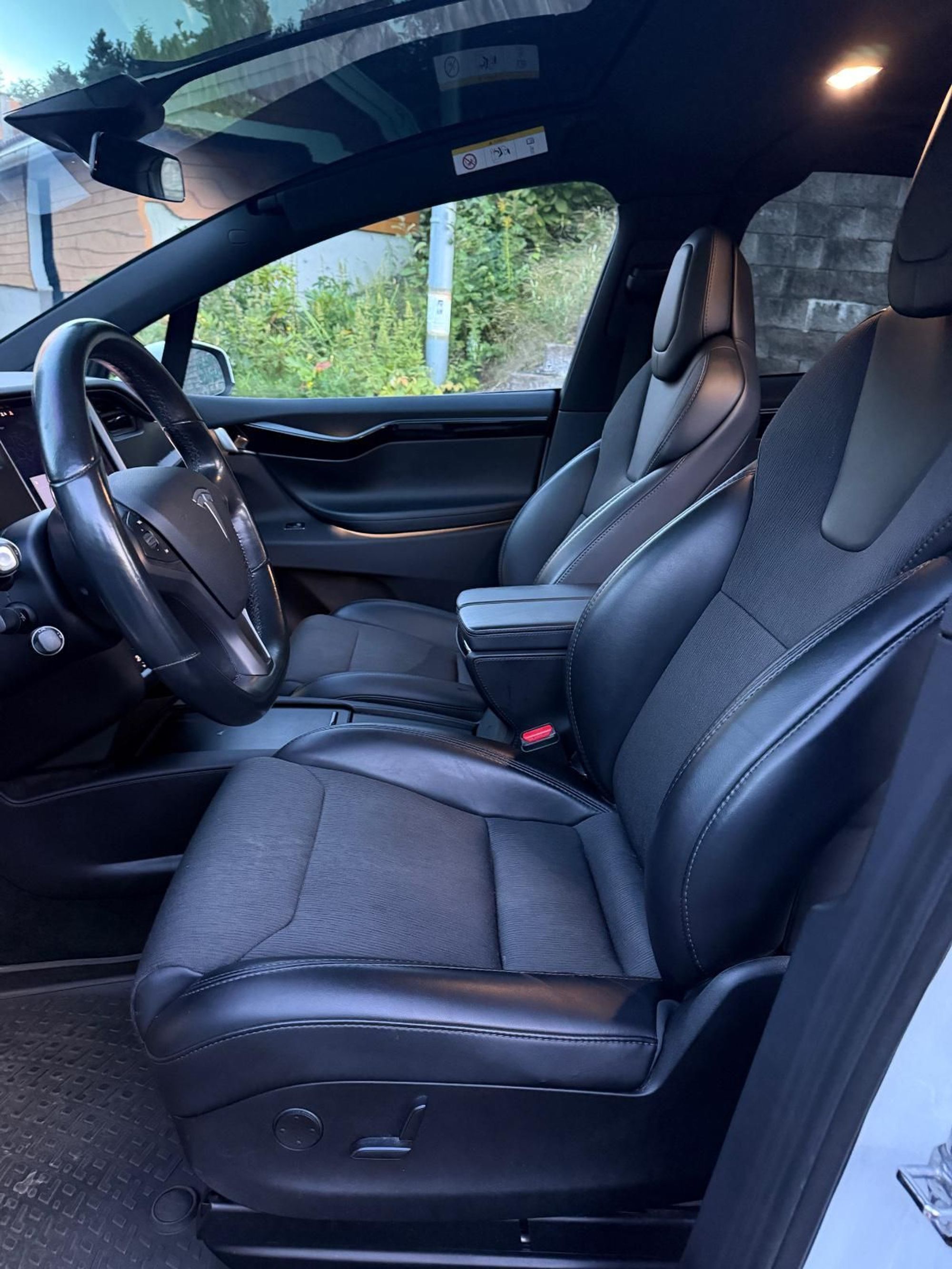 Tesla Model X 75D, 525hp, 2018