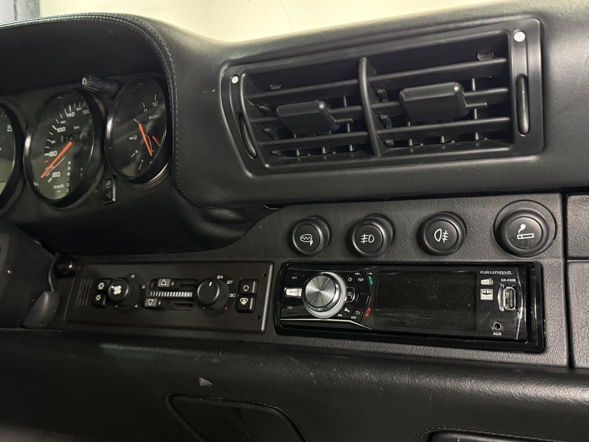 Porsche 911 Carrera Cabriolet Manual, 272hp, 1995