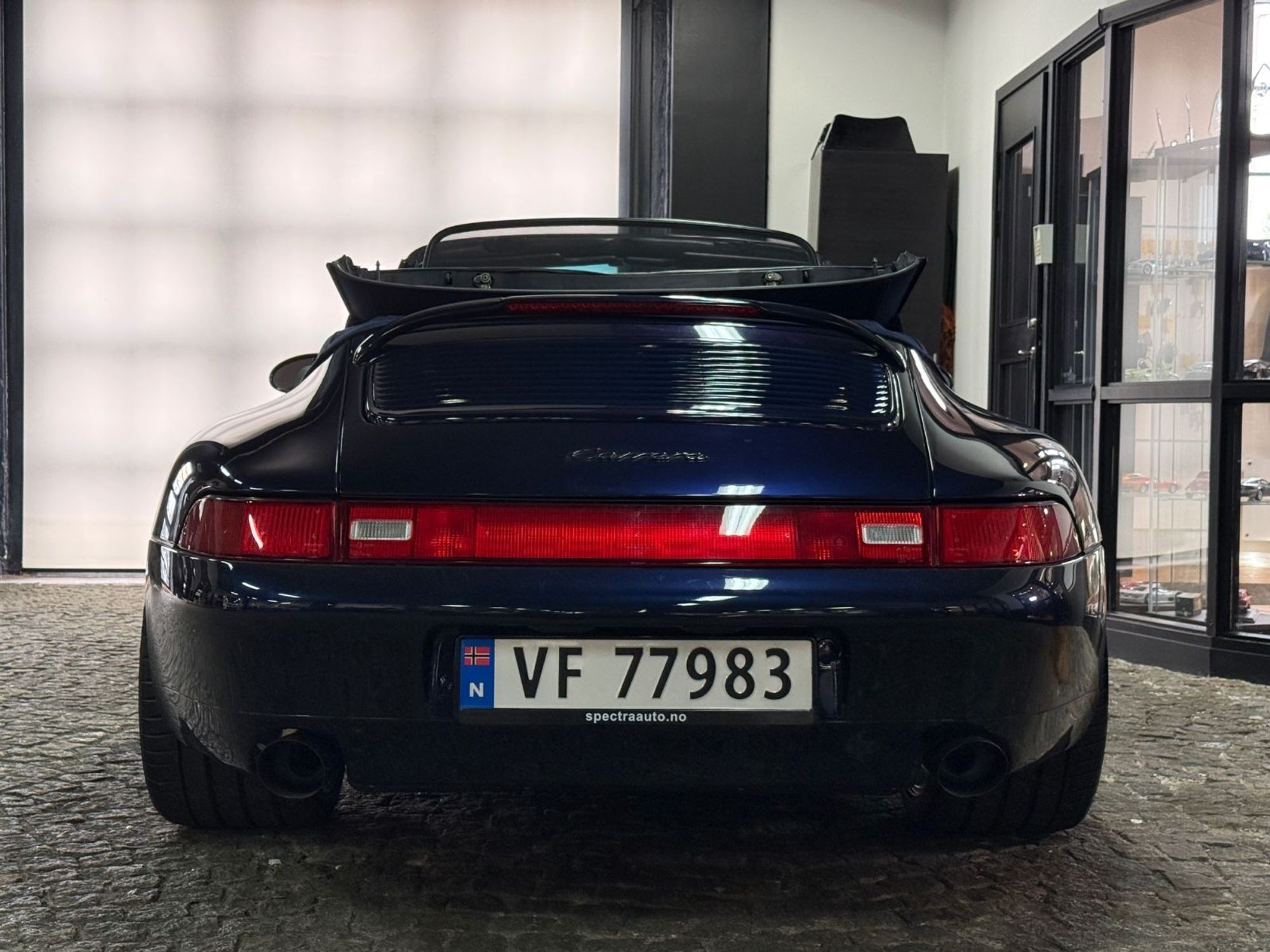 Porsche 911 Carrera Cabriolet Manual, 272hp, 1995